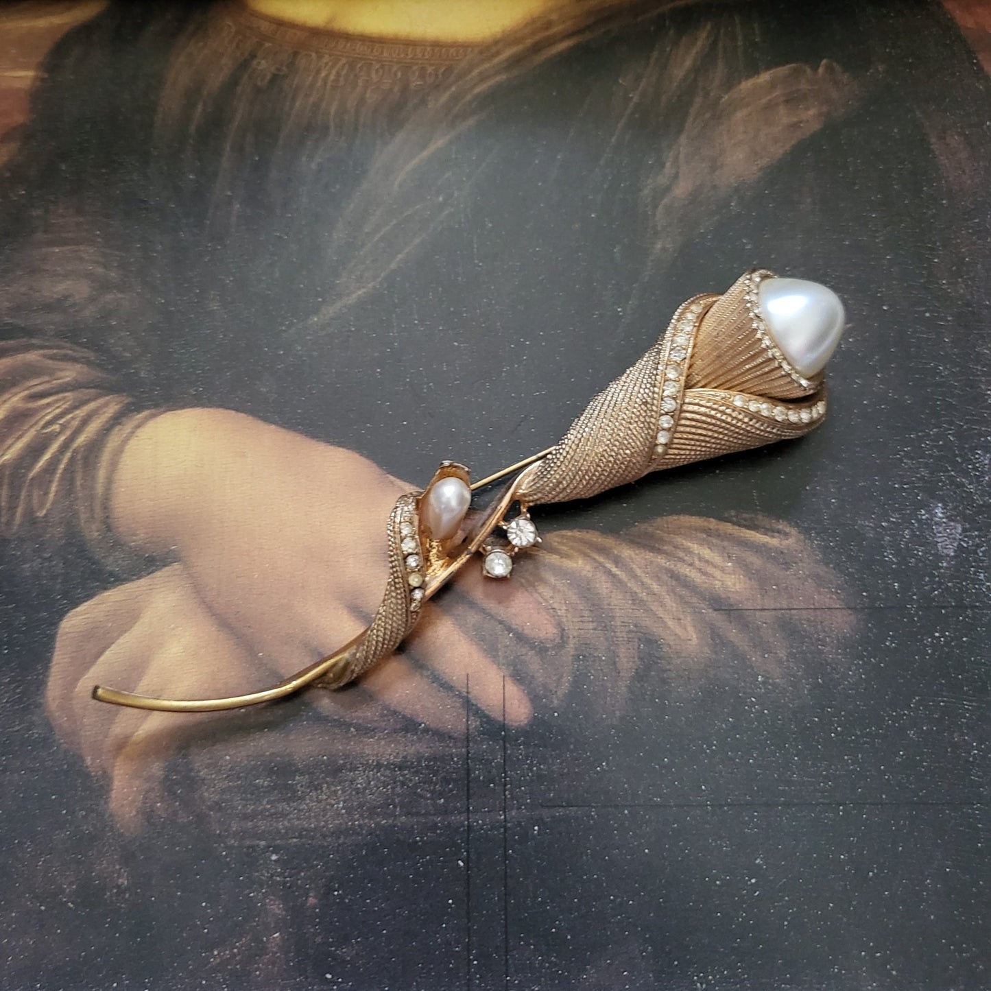 Brooch - Statement Pearl and Crystal Flower Brooch