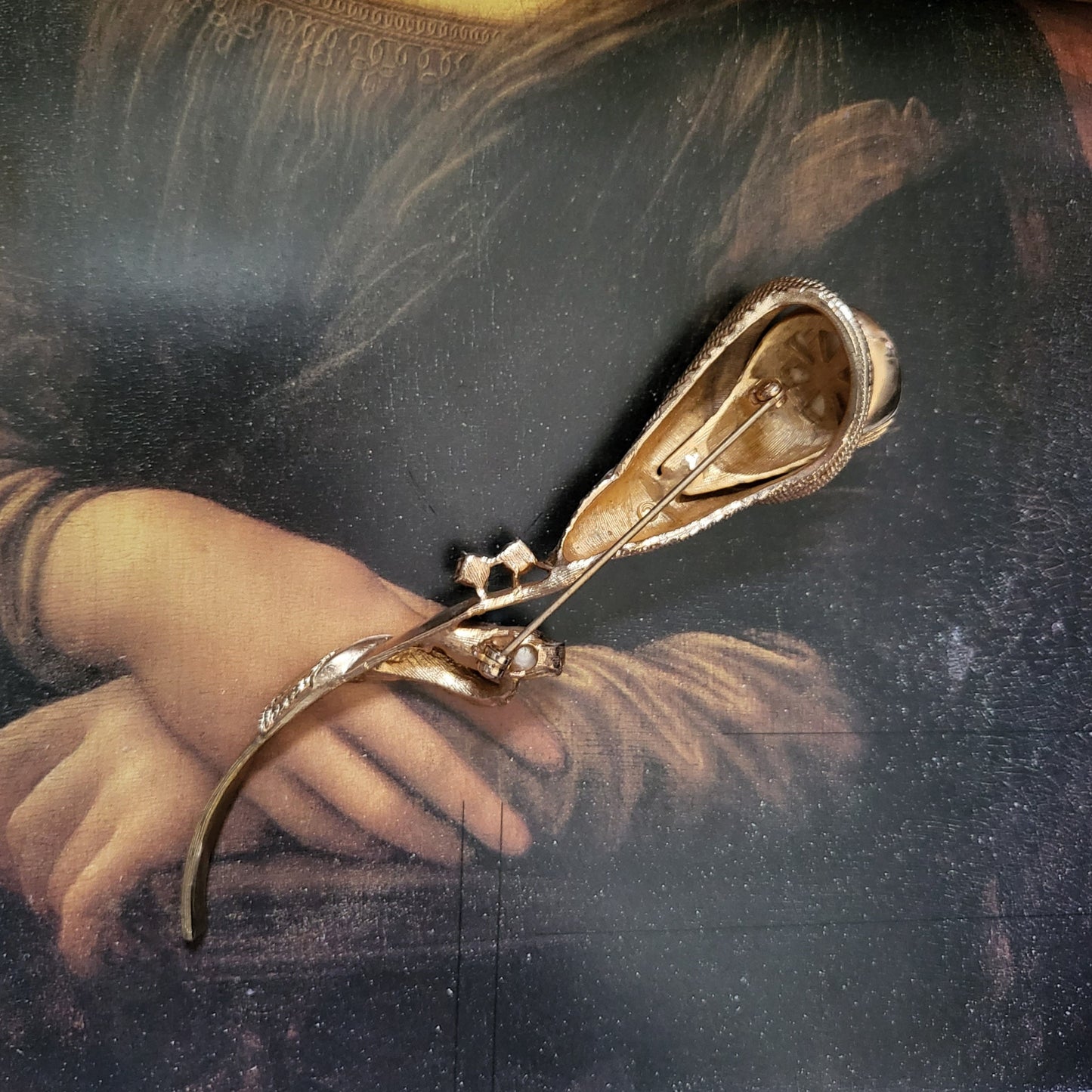 Brooch - Statement Pearl and Crystal Flower Brooch