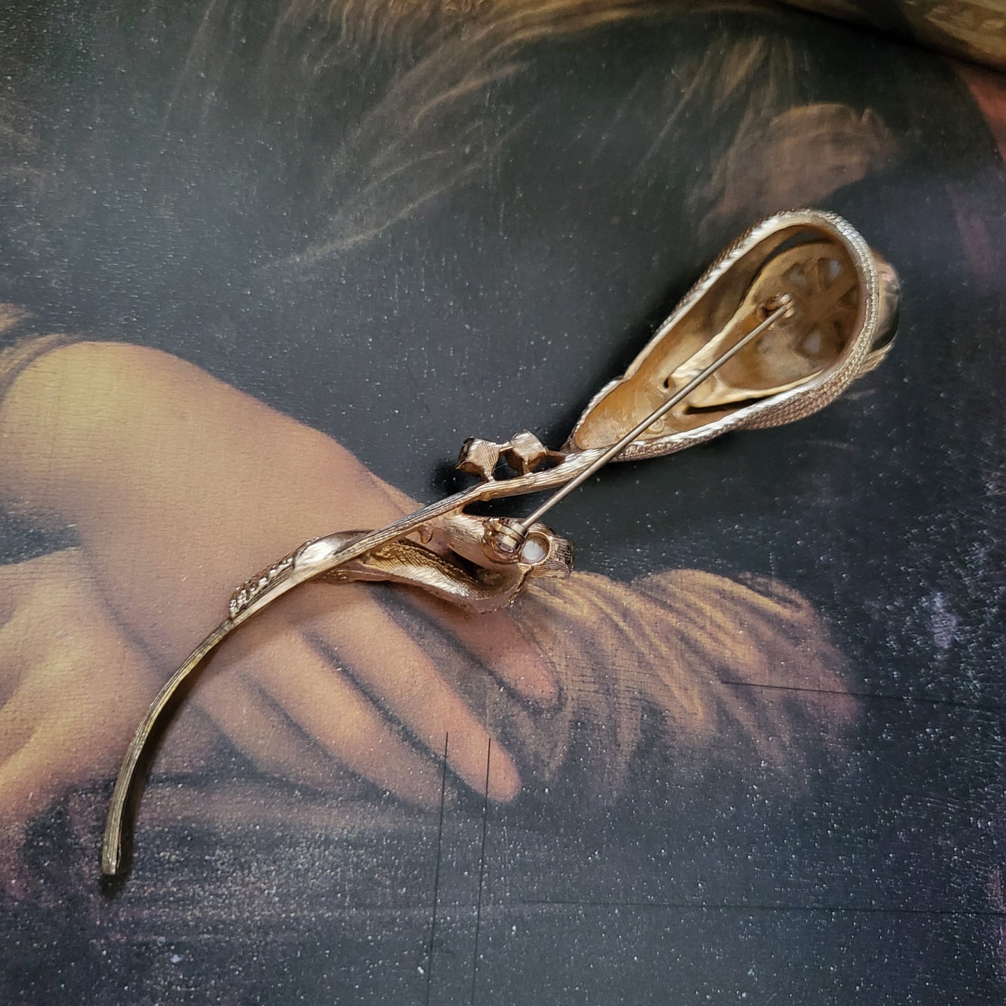 Brooch - Statement Pearl and Crystal Flower Brooch