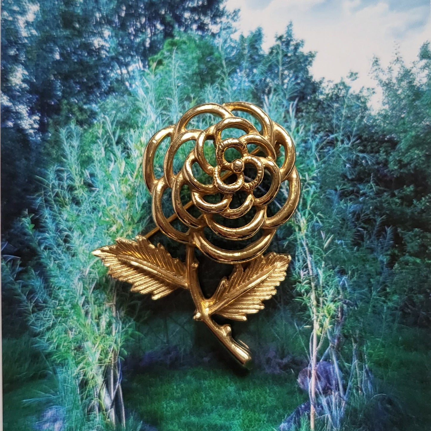 Brooch - Sarah Coventry Gold English Rose Brooch
