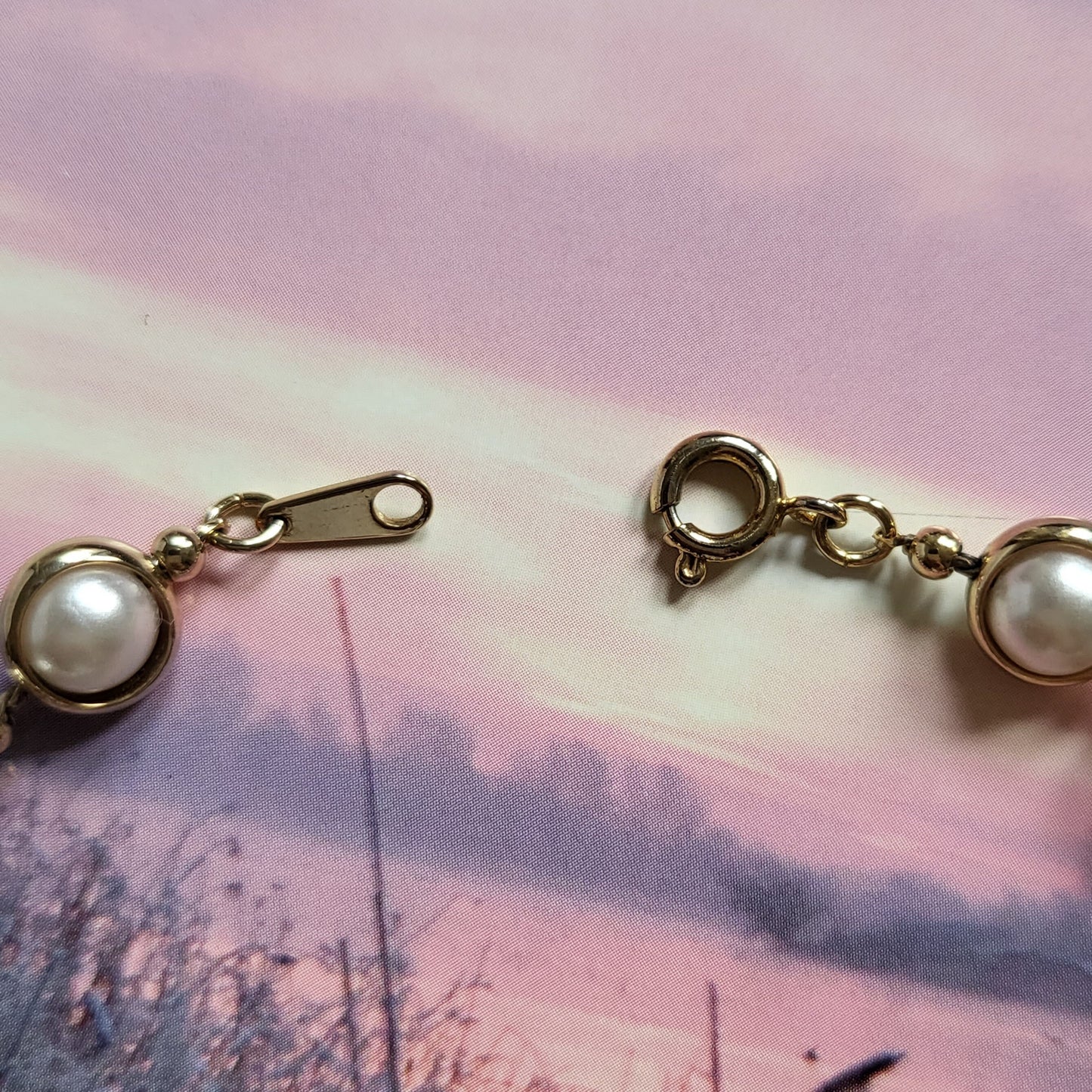 Bracelet - Pearl and Gold Beads Link Bracelet