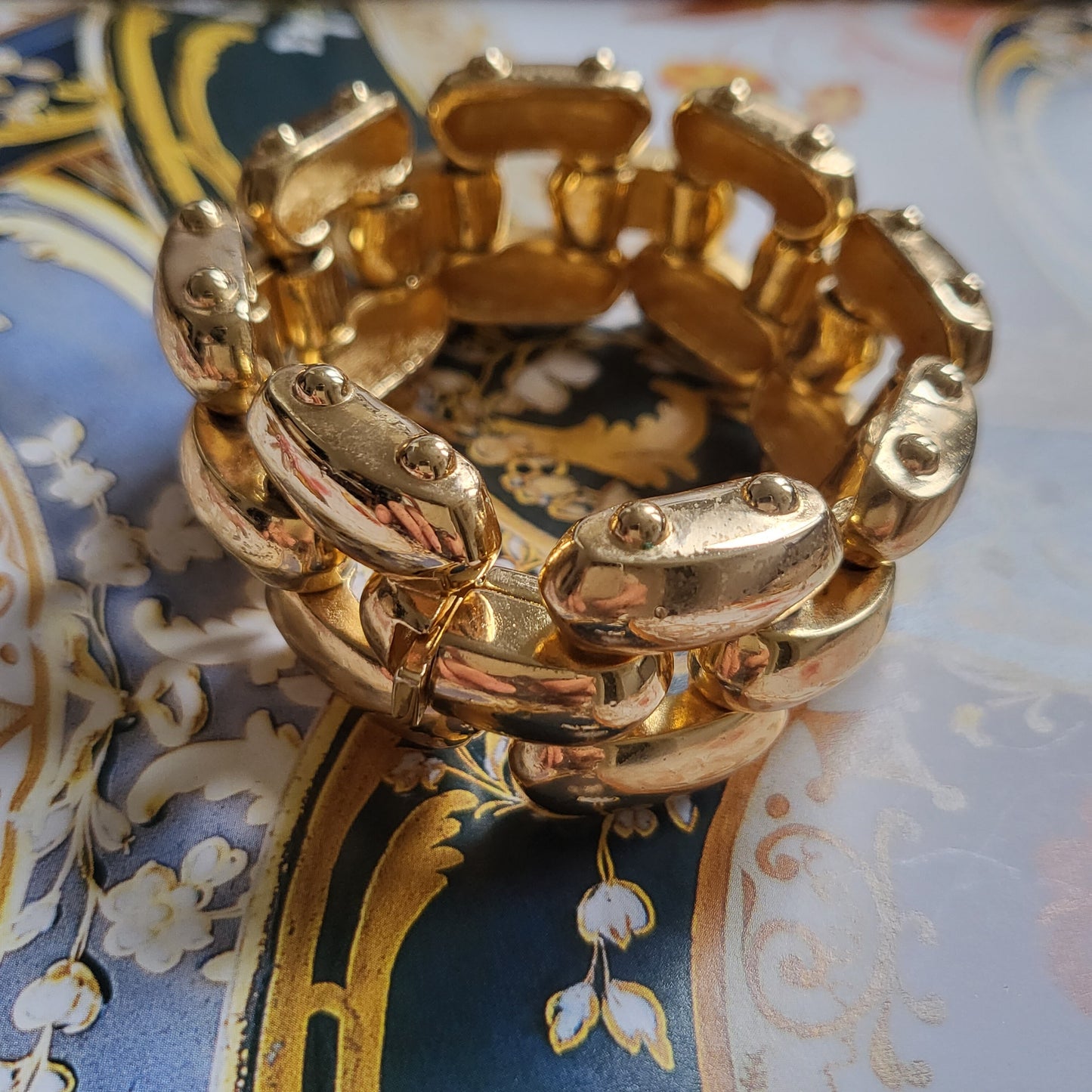 Bracelet - Burberrys Gold Chunky Panther Chain Link Bracelet