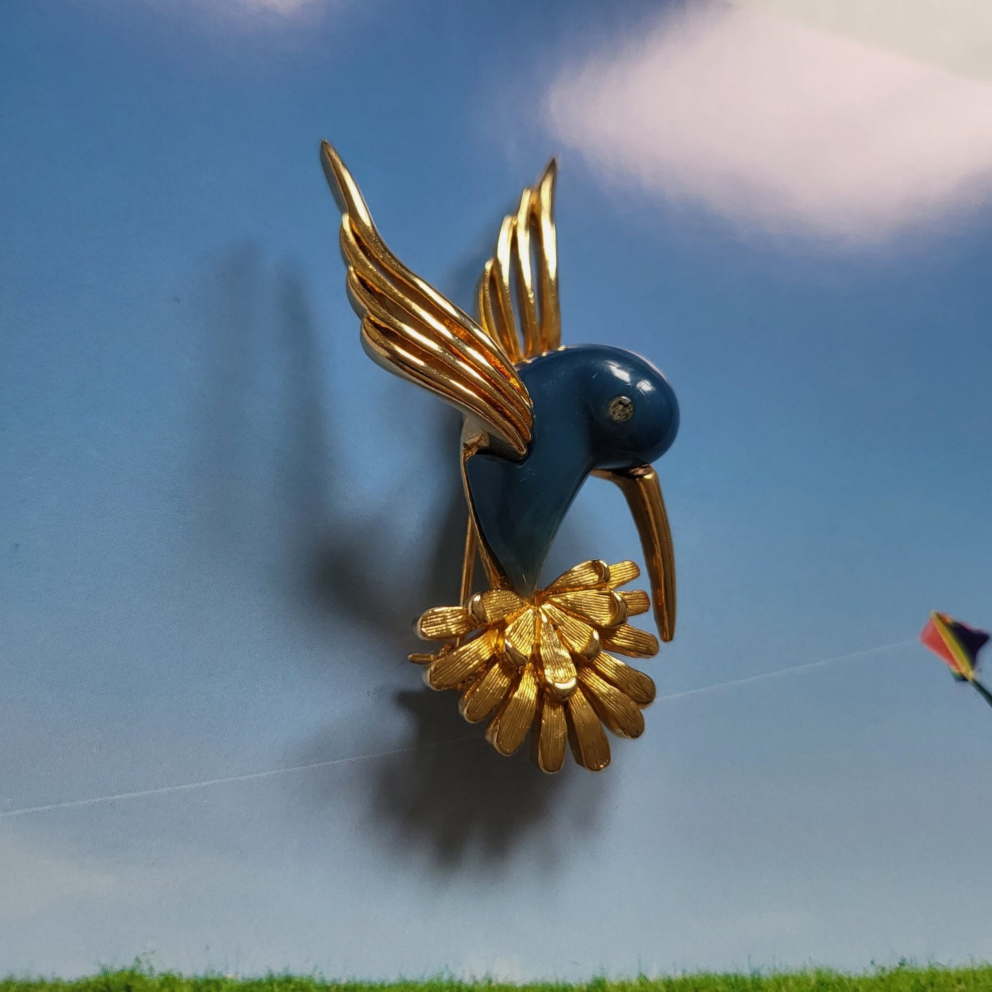 Brooch - Sphinx Blue Lucite Body Hummingbird Brooch