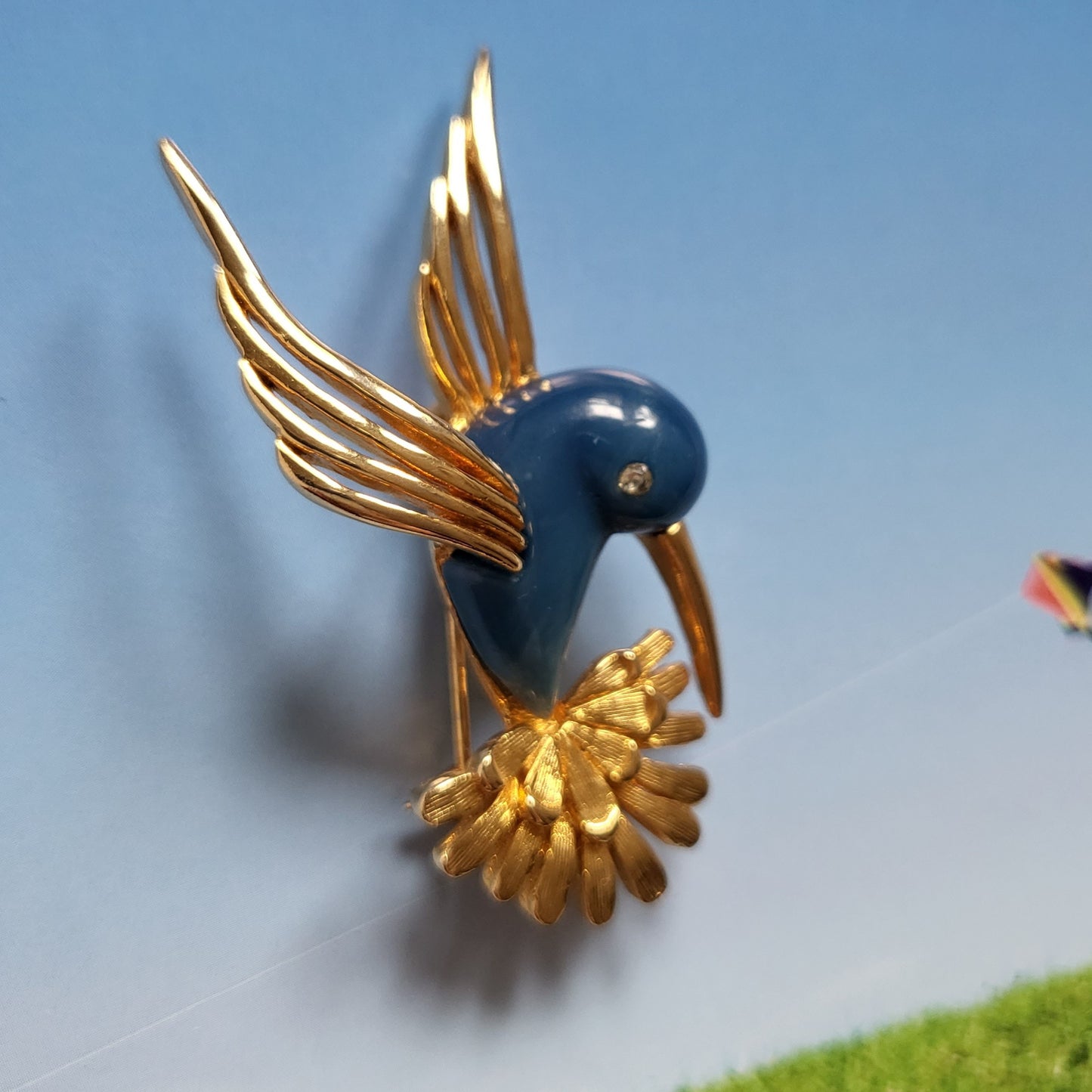 Brooch - Sphinx Blue Lucite Body Hummingbird Brooch