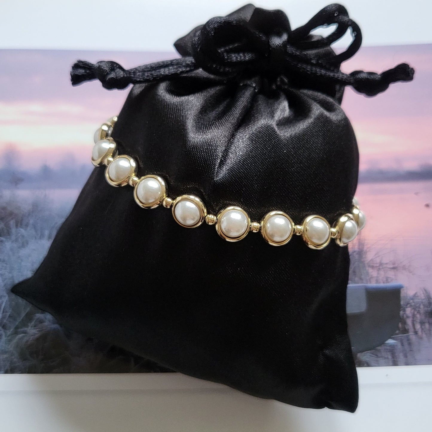 Bracelet - Pearl and Gold Beads Link Bracelet