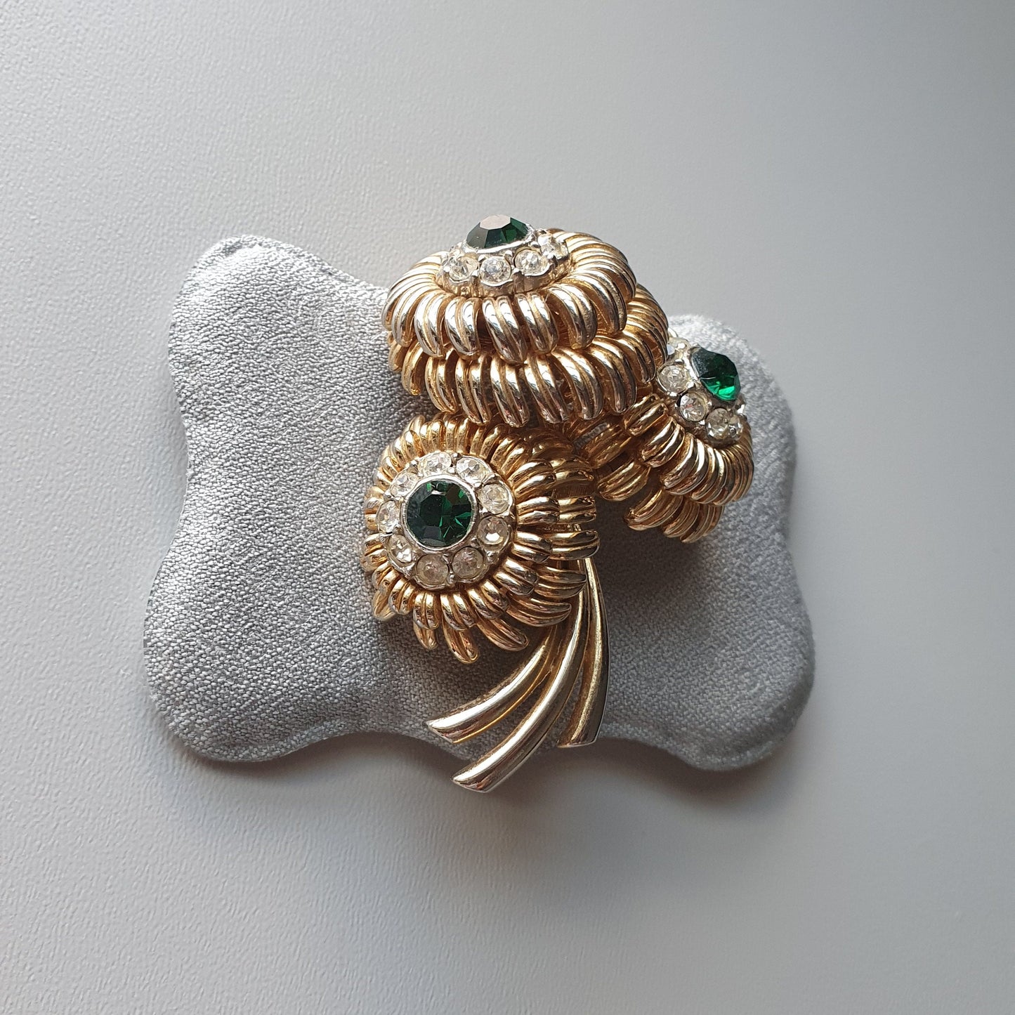 Brooch - Sphinx Green and Clear Crystal Flower Bouquet Brooch