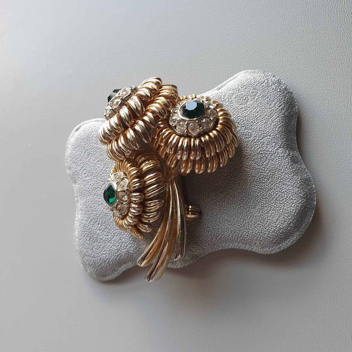 Brooch - Sphinx Green and Clear Crystal Flower Bouquet Brooch