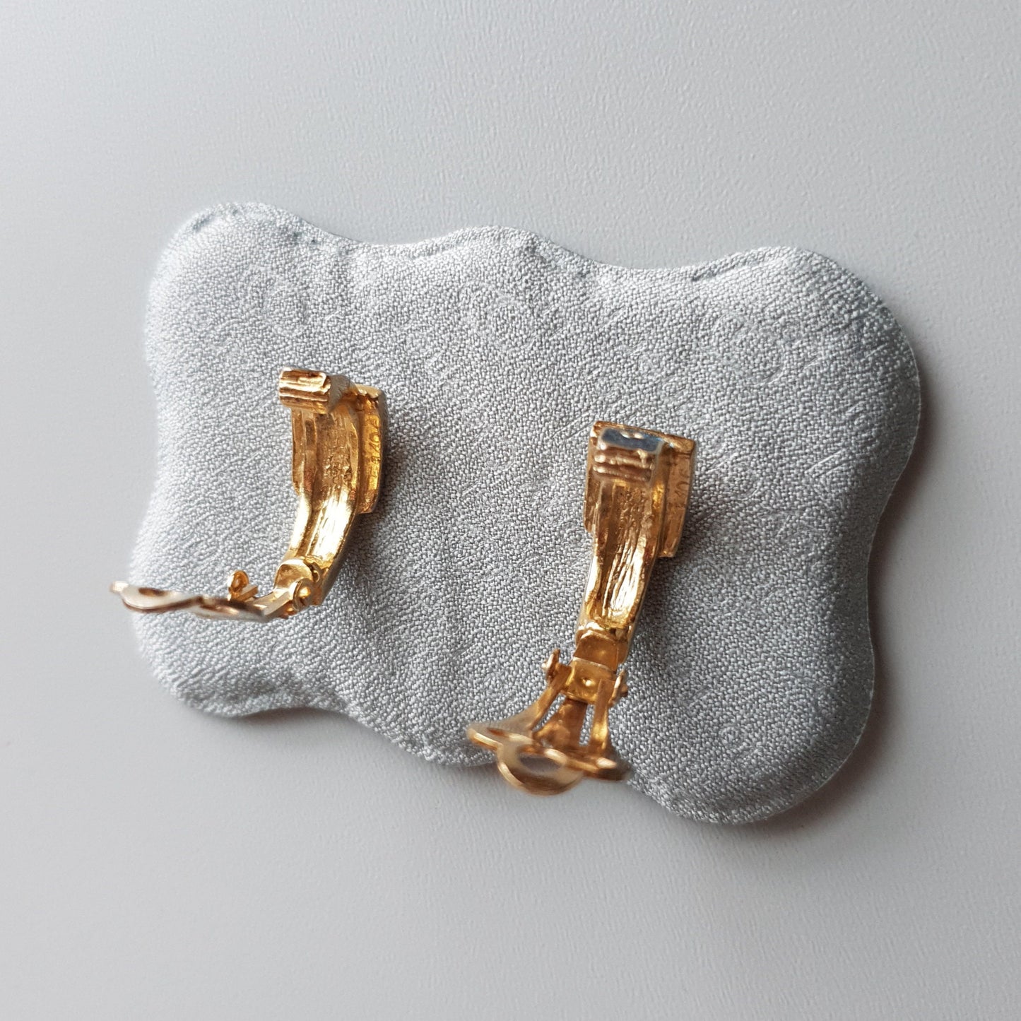 Clip on - Sphinx Green and Blue Enamel Belt Clip on Earrings