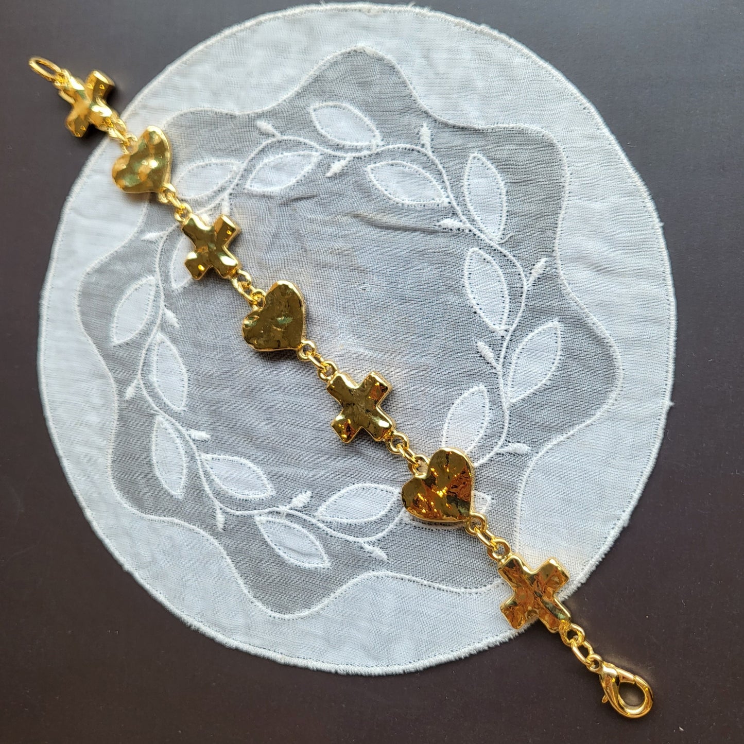 Bracelet - Gold Hearts and Crosses Link Bracelet