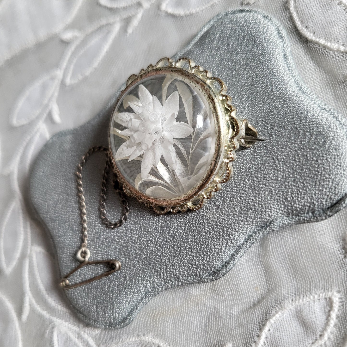 Brooch - Clear Acrylic Carved Flower Brooch