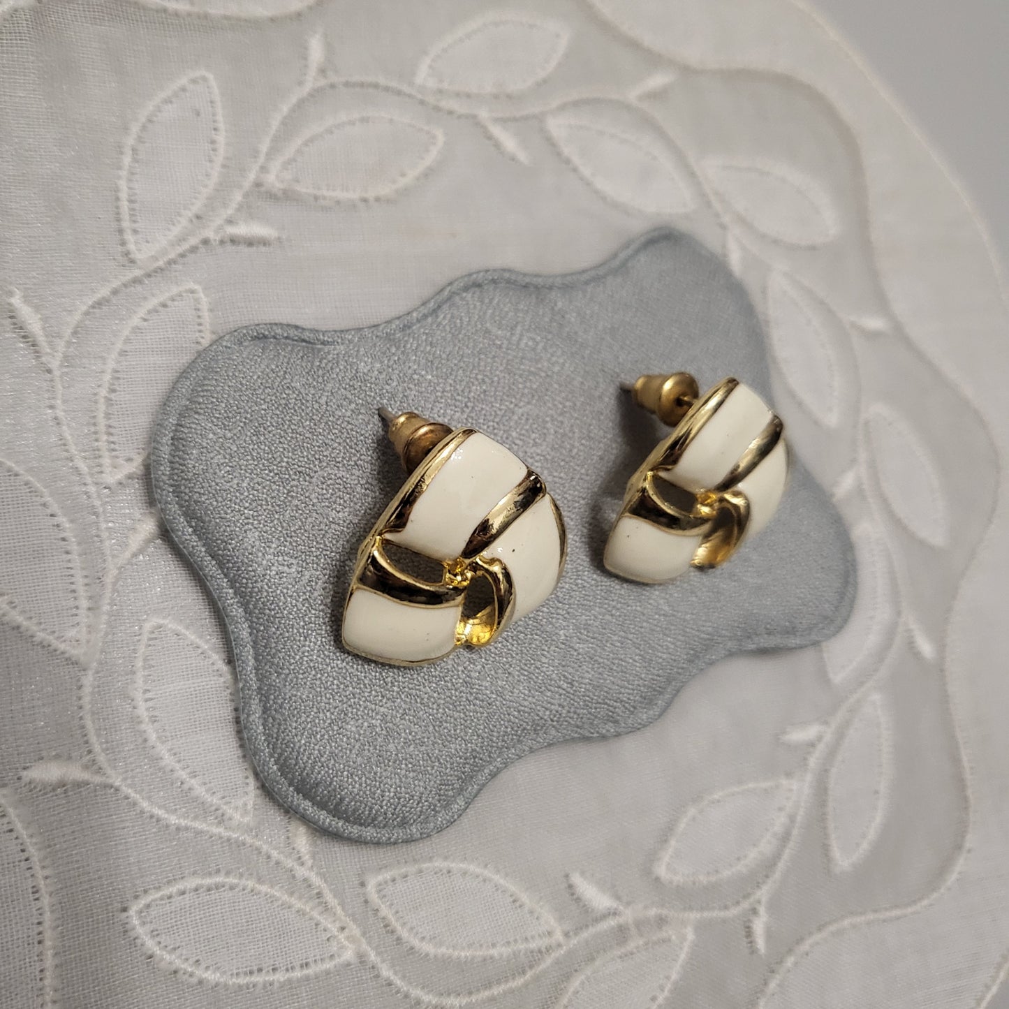 Posts - White Enamel Triangular Knot Earrings