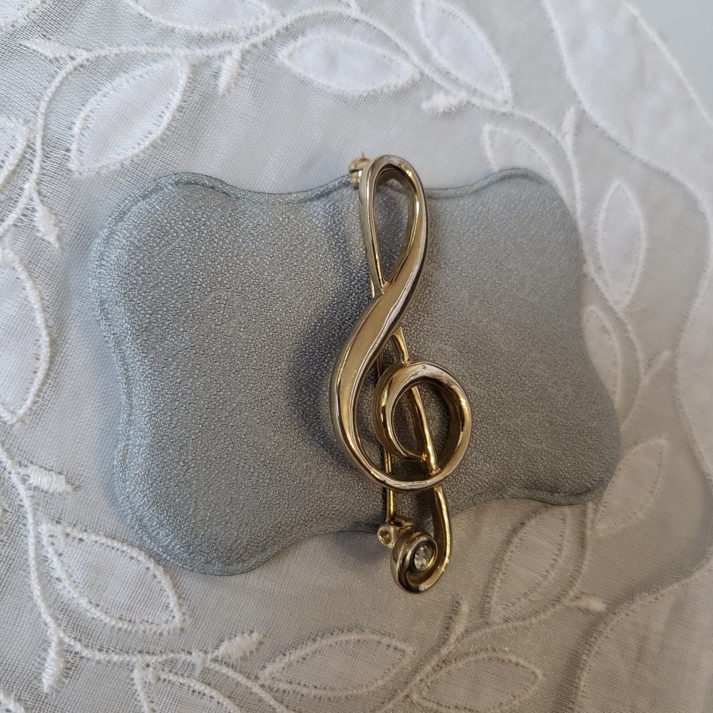 Brooch - Crystal Accented Treble Clef Brooch