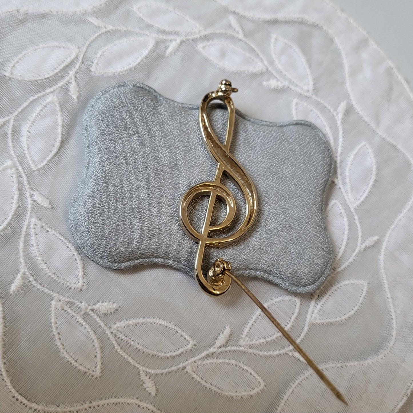 Brooch - Crystal Accented Treble Clef Brooch