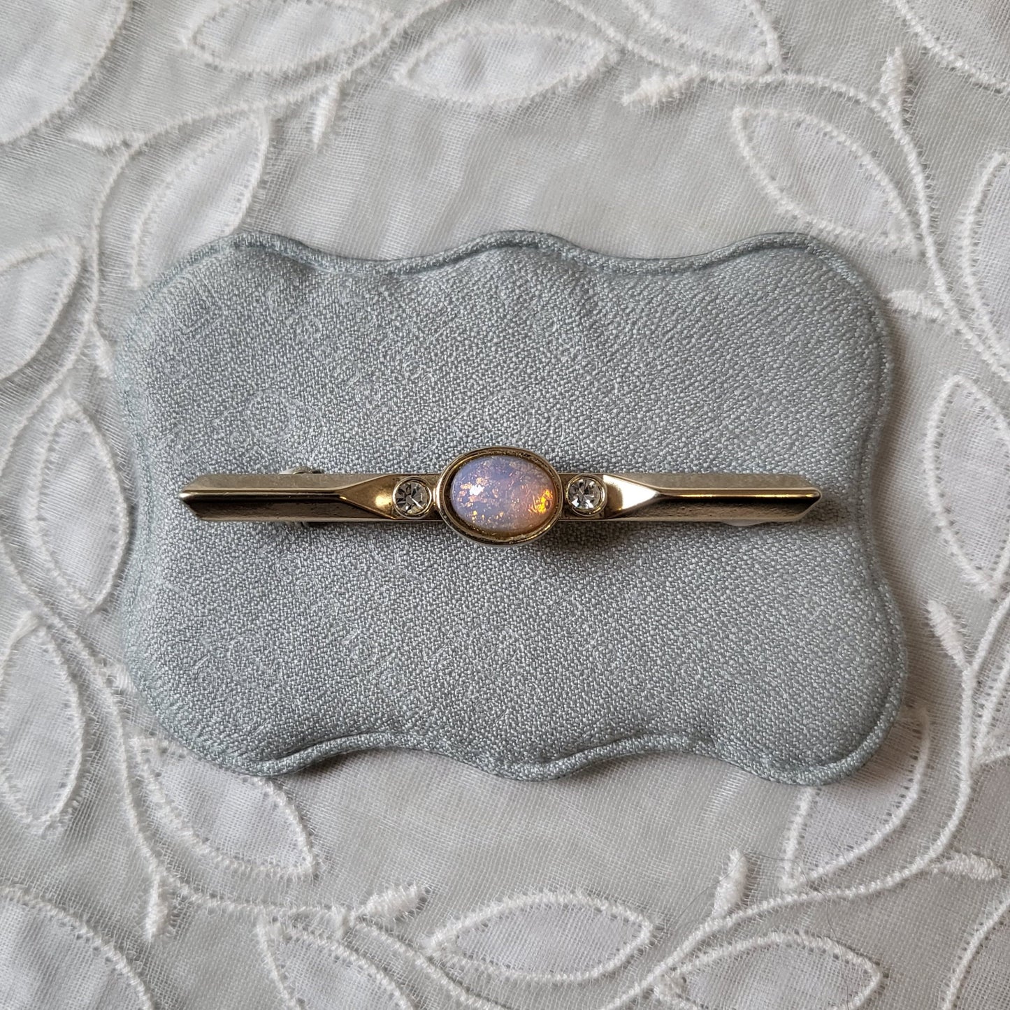 Brooch - Avon Pink Opaline Bar Brooch