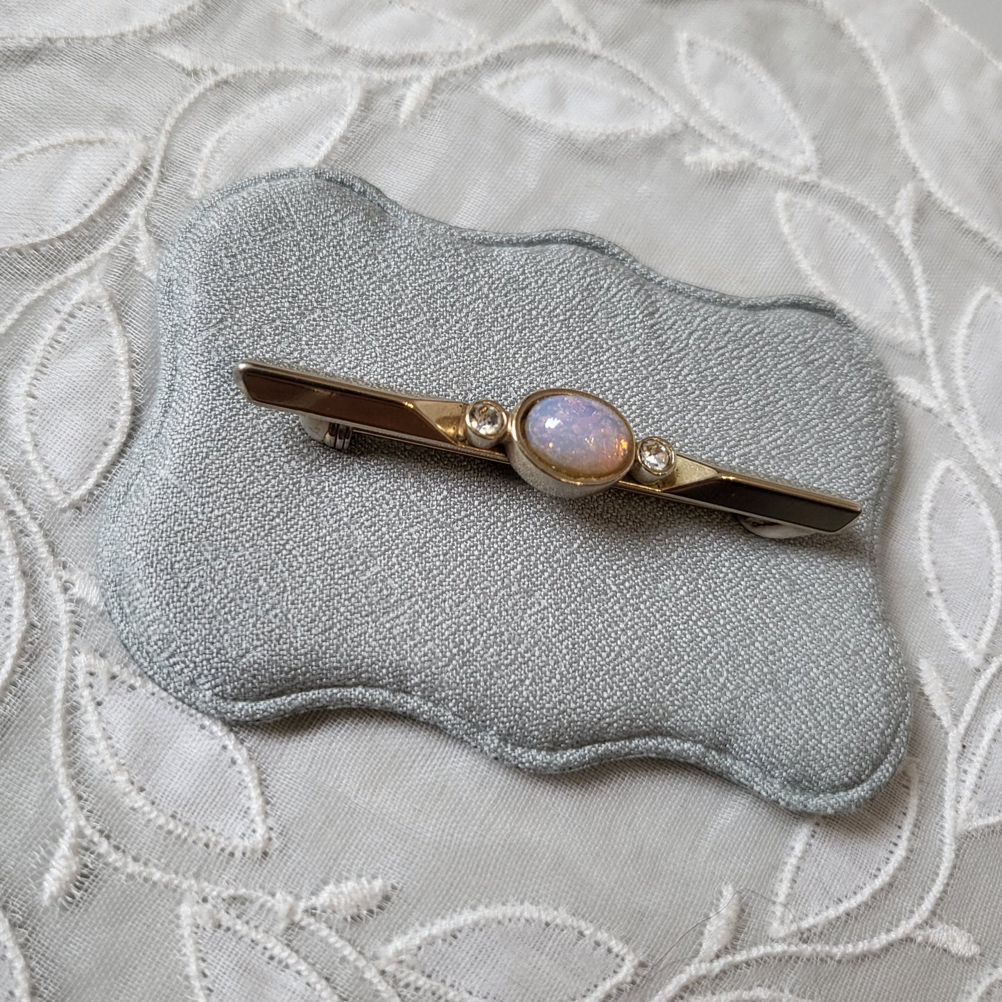 Brooch - Avon Pink Opaline Bar Brooch