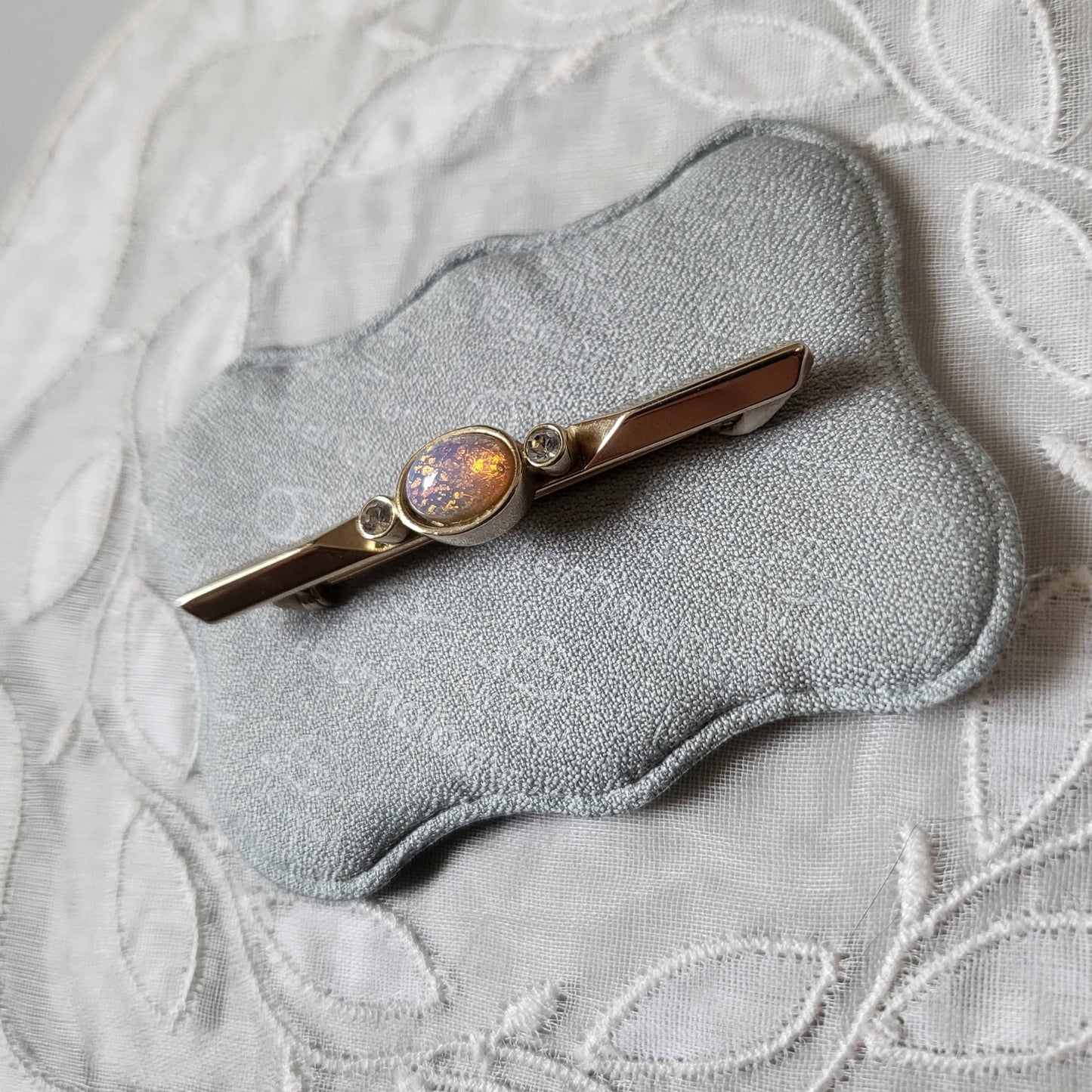 Brooch - Avon Pink Opaline Bar Brooch