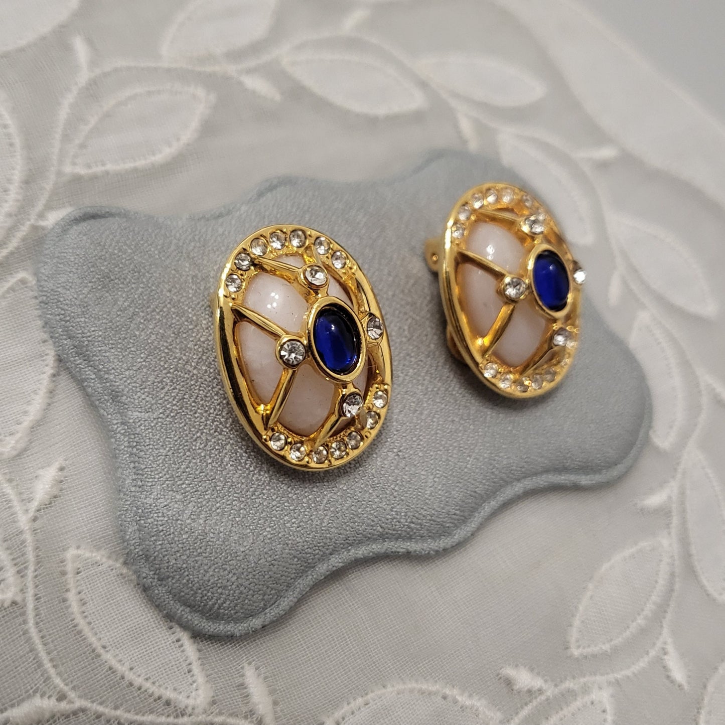 Clip on - Vintage Blue and White Cabochon Lattice Clip On Earrings