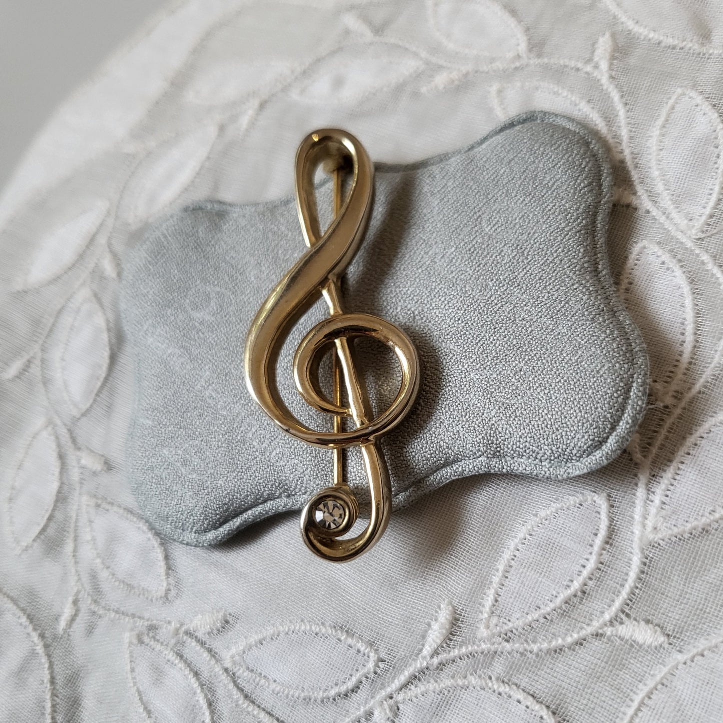 Brooch - Crystal Accented Treble Clef Brooch
