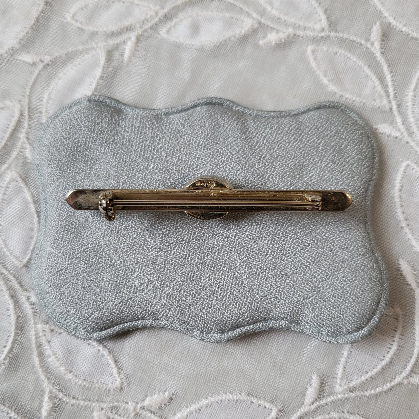 Brooch - Avon Pink Opaline Bar Brooch