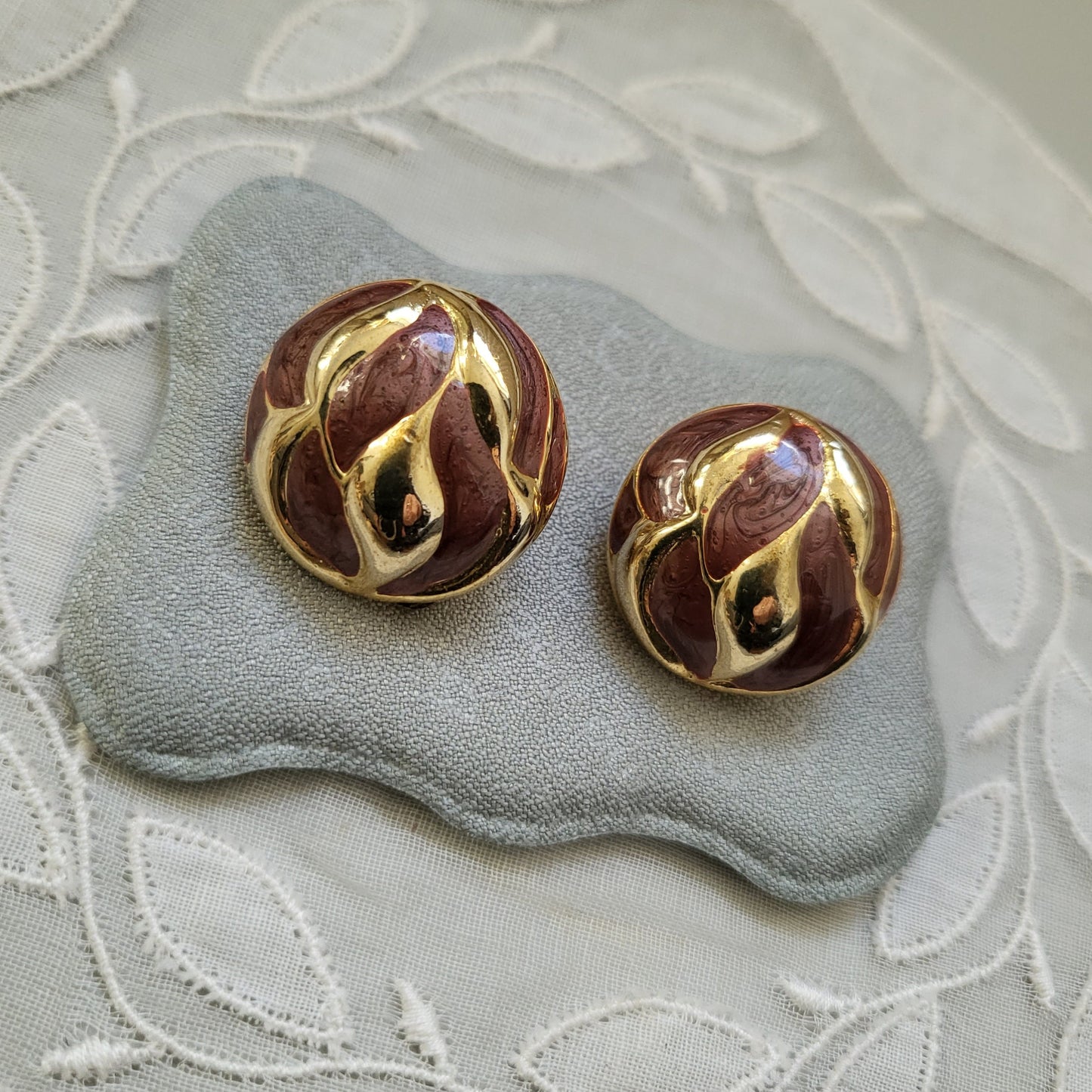 Clip on - Red Brown Enamel Round Clip On Earrings