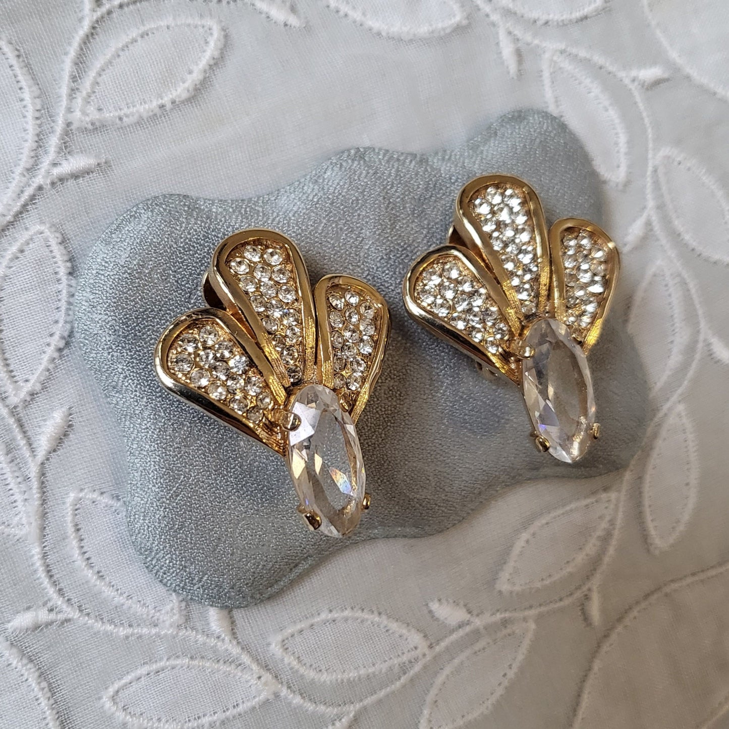 Clip on - Crystal Feather Fan Shaped Clip On Earrings