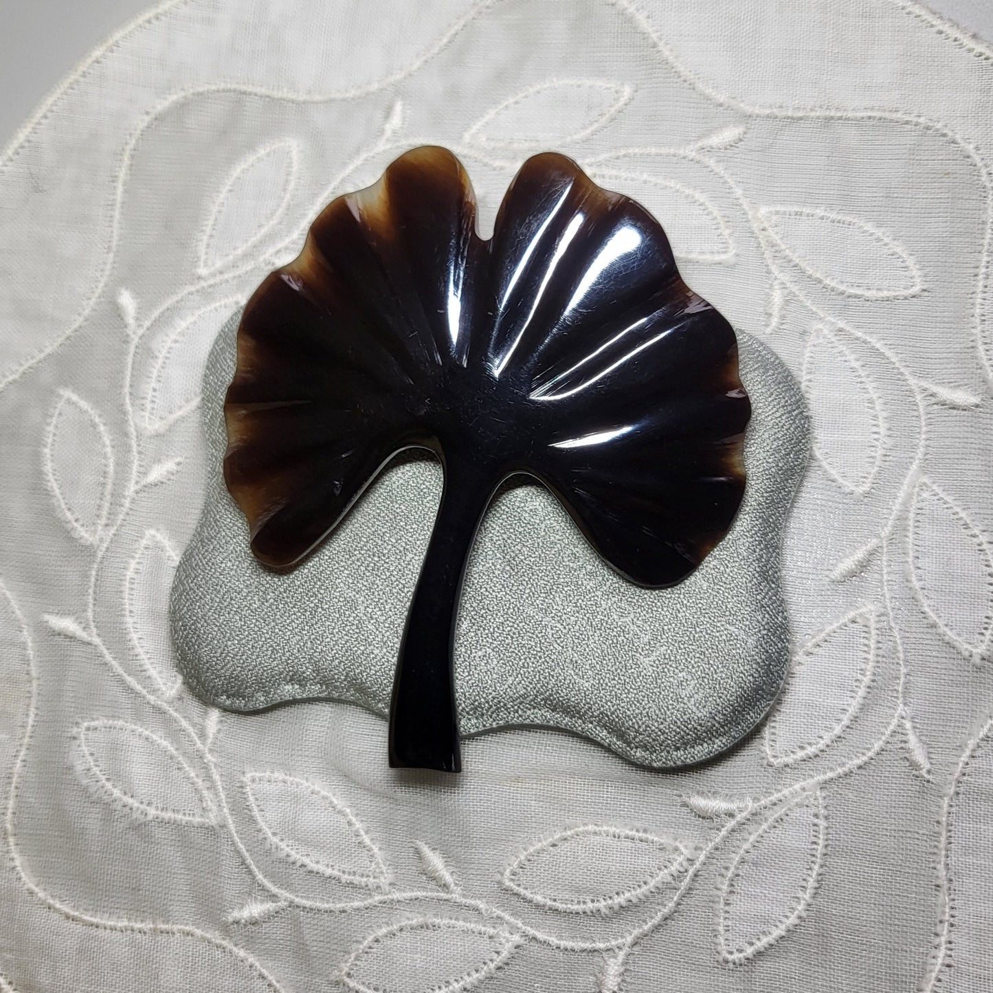 Brooch - Vintage Carved Acrylic Ginko Leaf Brooch