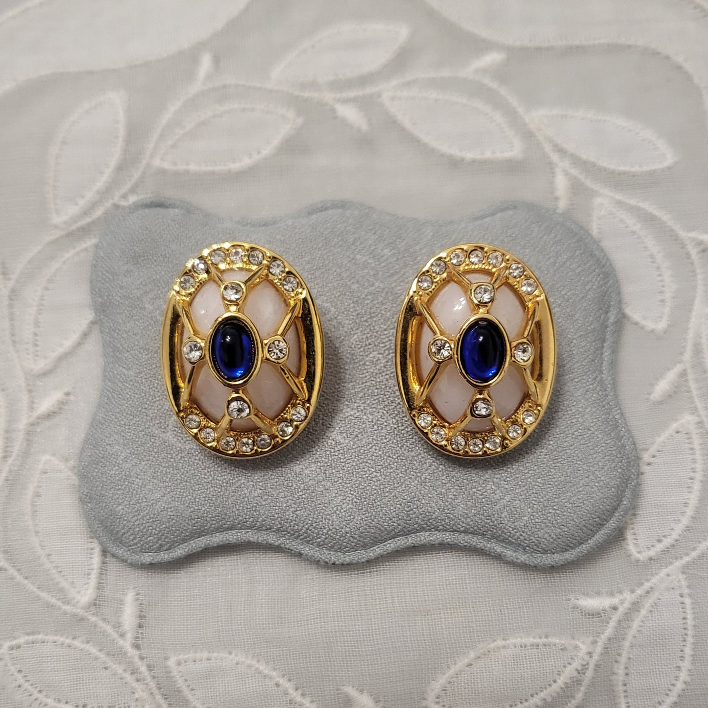 Clip on - Vintage Blue and White Cabochon Lattice Clip On Earrings