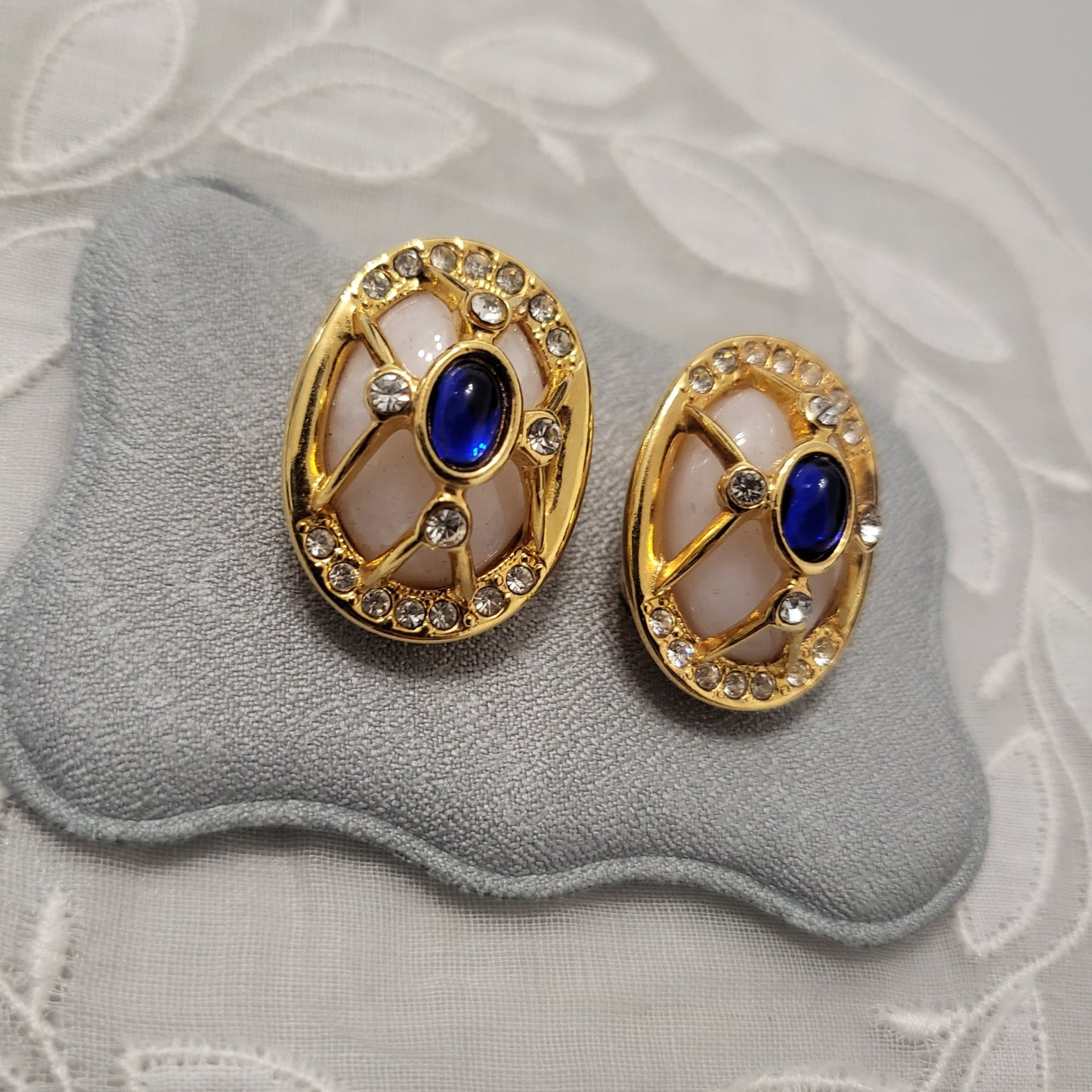 Clip on - Vintage Blue and White Cabochon Lattice Clip On Earrings