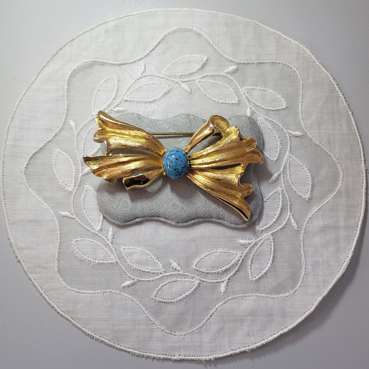 Brooch - Hollywood Turquoise Bow Brooch