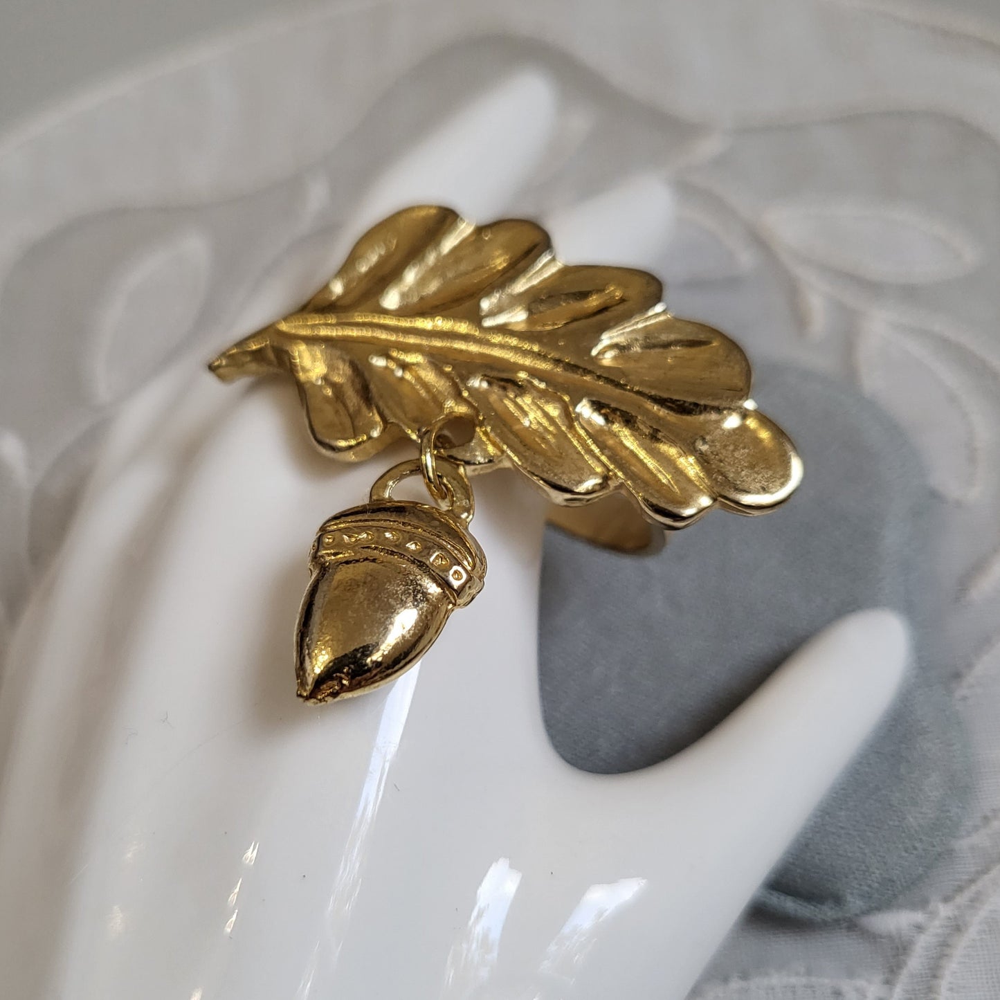 Ring - Gold Leaf and Acorn Drop Ring