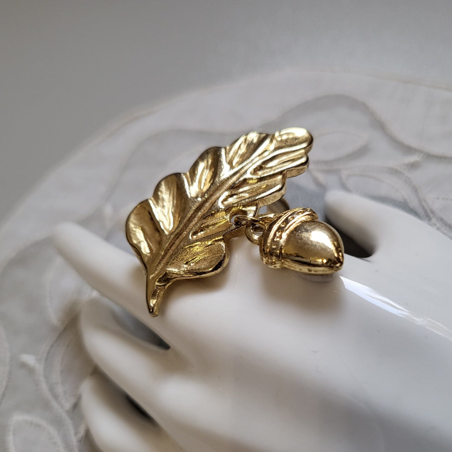 Ring - Gold Leaf and Acorn Drop Ring
