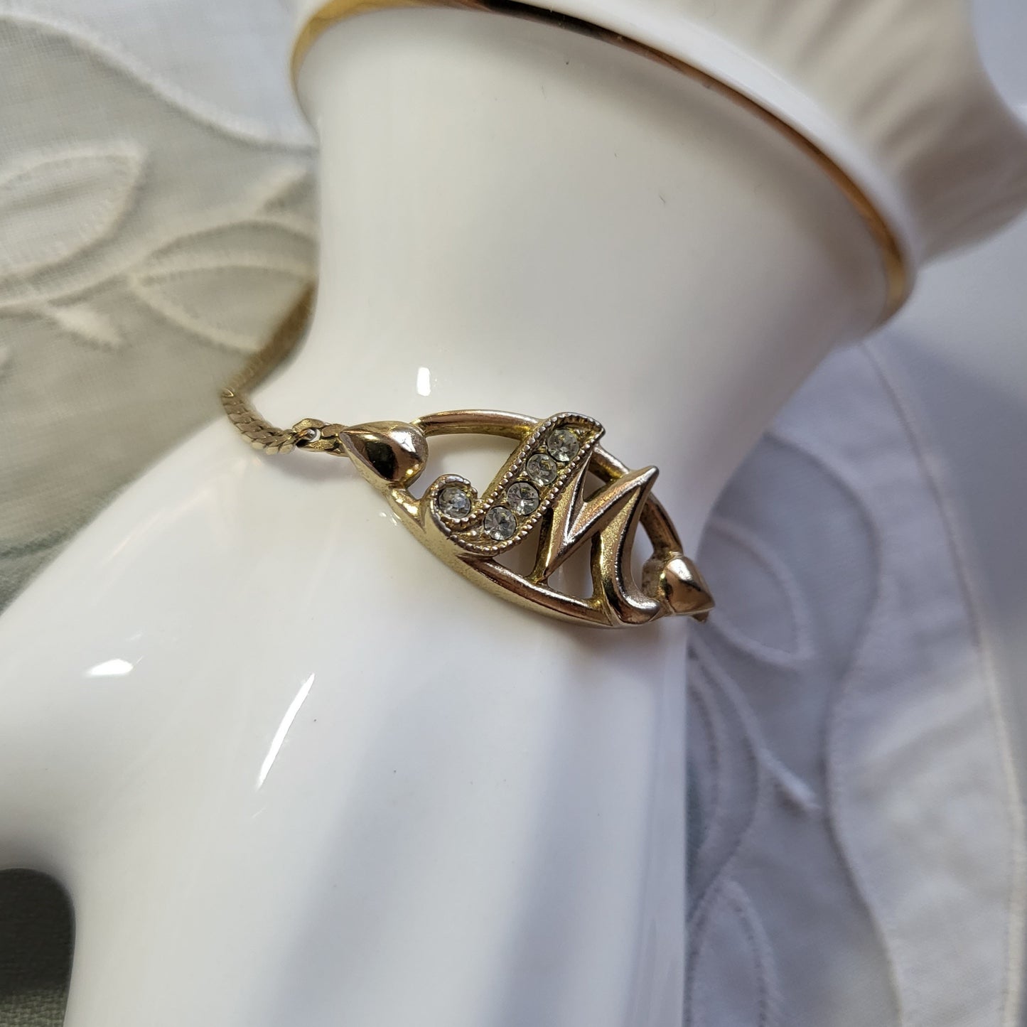 Bracelet - Avon Crystal Initial M Gold Chain Bracelet