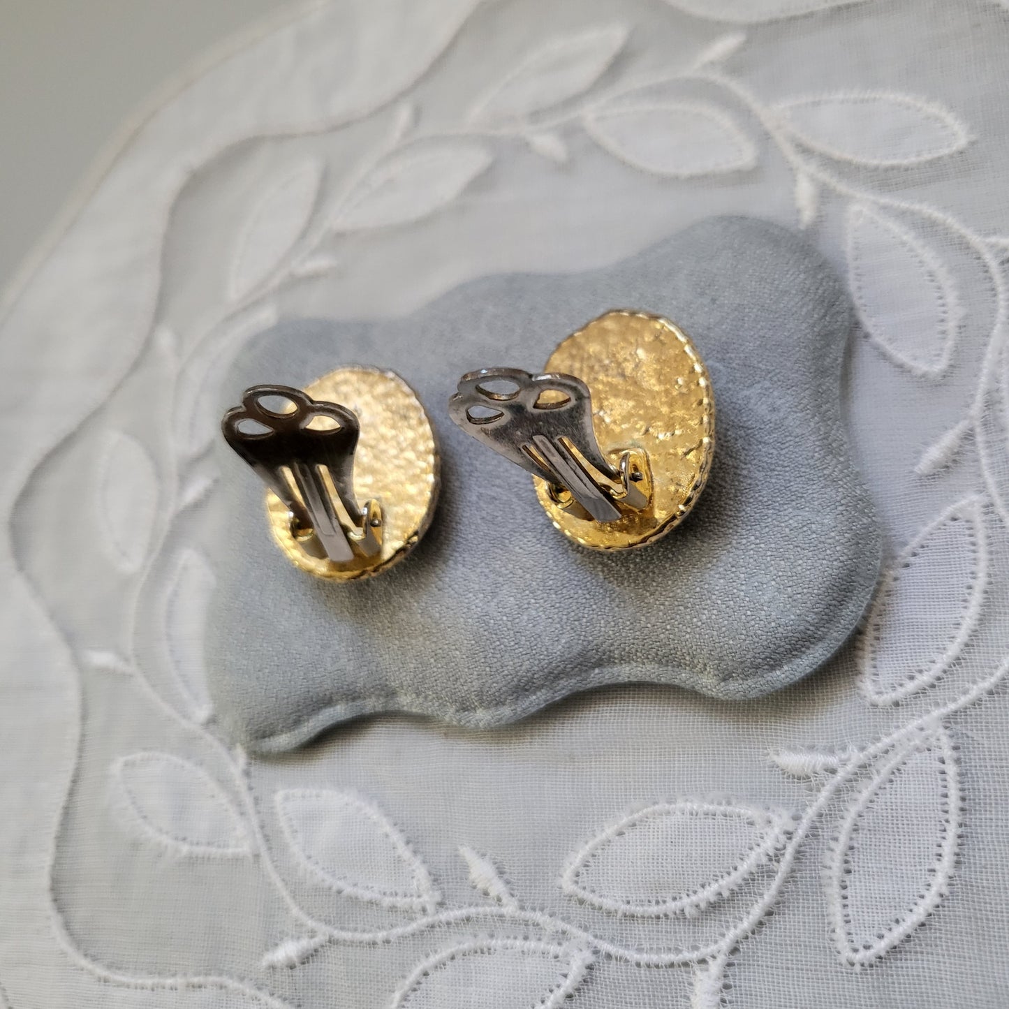 Clip on - Hematite Cabochon Crystal Clip on Earrings