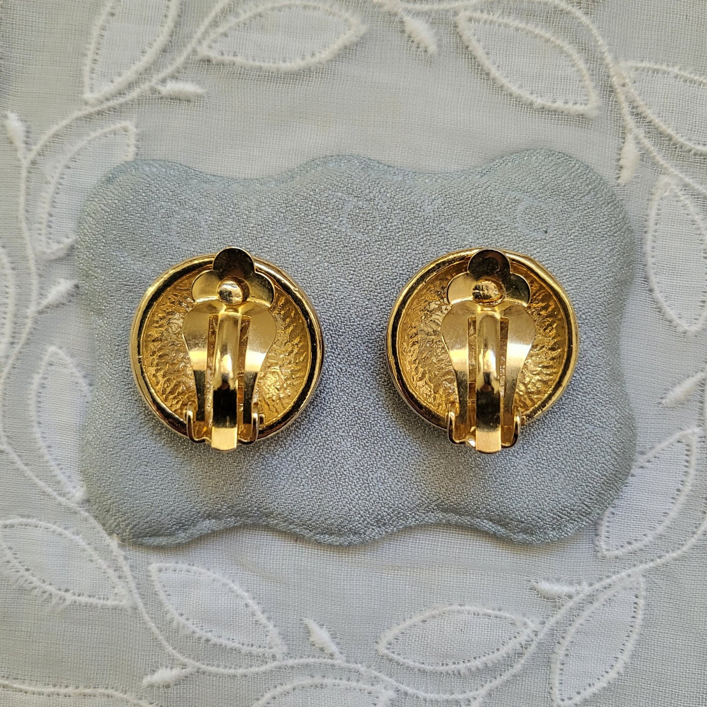 Clip on - Red Brown Enamel Round Clip On Earrings