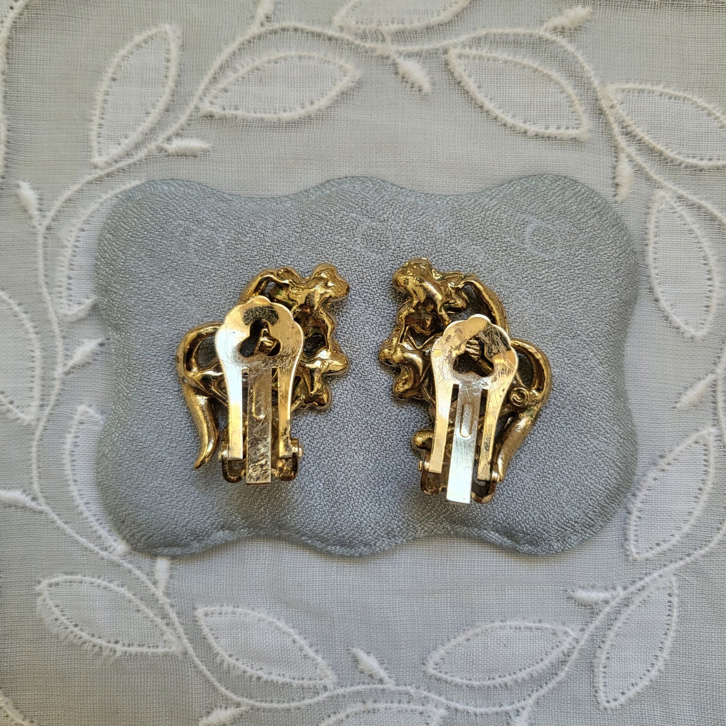 Clip on - Gold Crystal Flowers Clip On Earrings