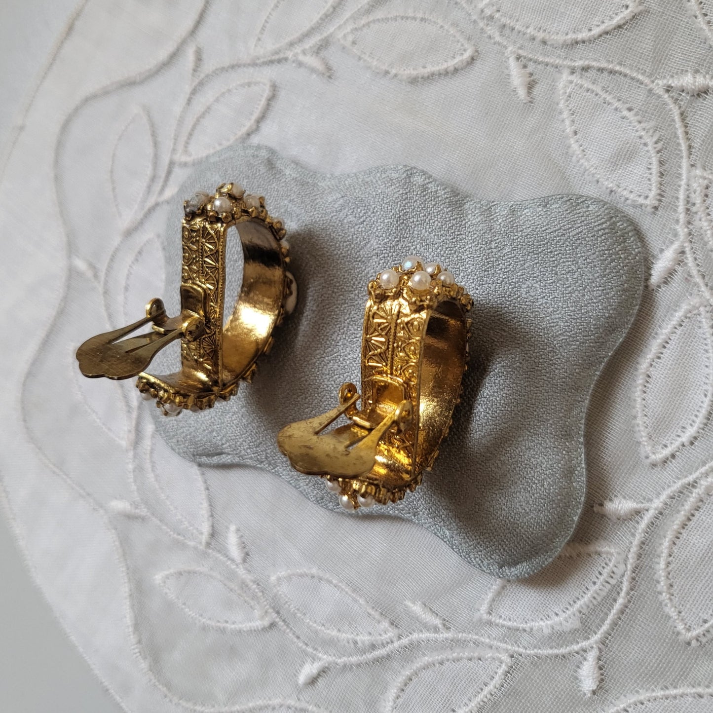 Clip on - Chunky Gold Seed Pearls Half Hoop Clip on Earrings