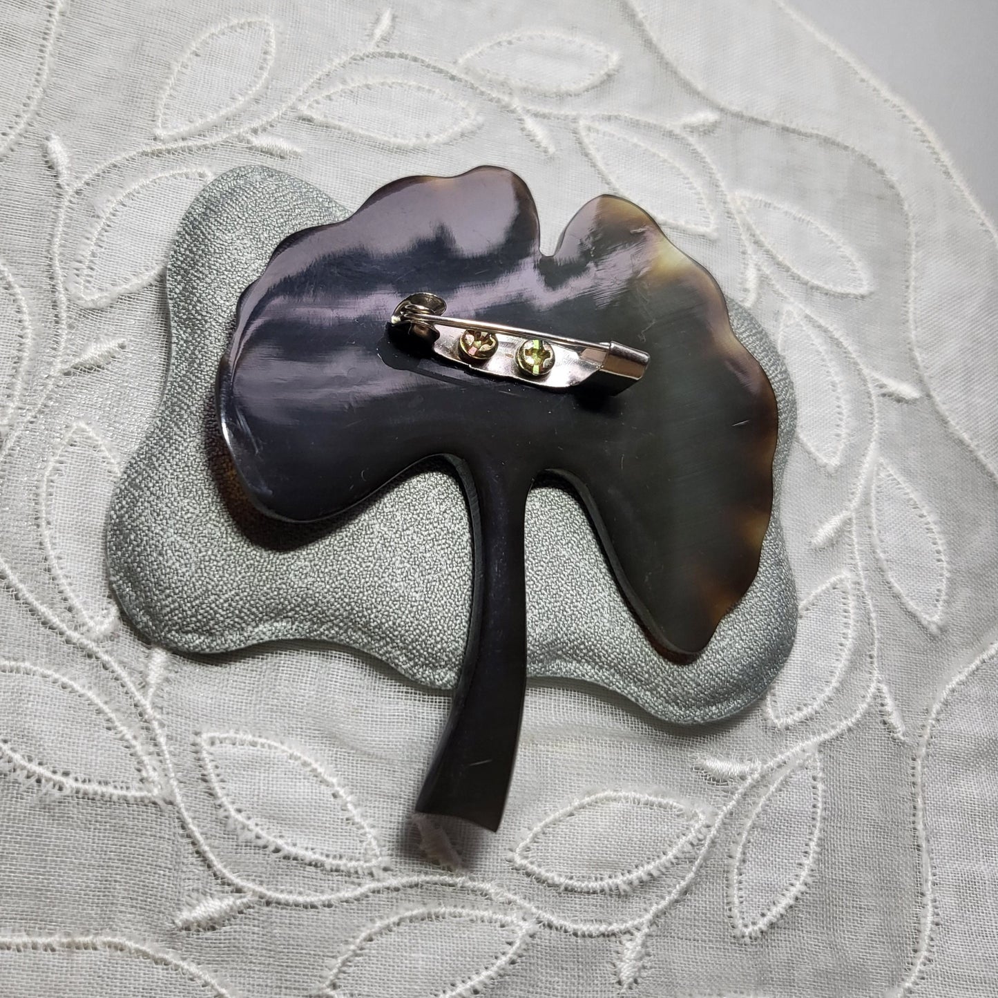 Brooch - Vintage Carved Acrylic Ginko Leaf Brooch
