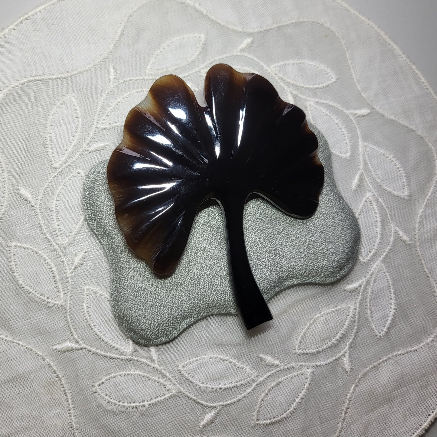 Brooch - Vintage Carved Acrylic Ginko Leaf Brooch
