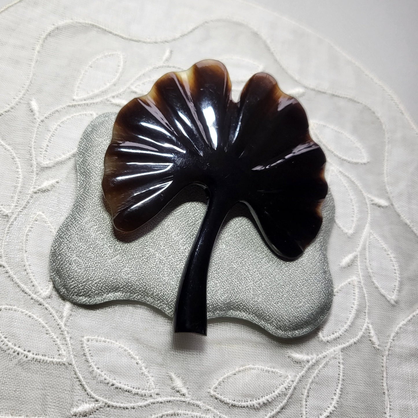 Brooch - Vintage Carved Acrylic Ginko Leaf Brooch