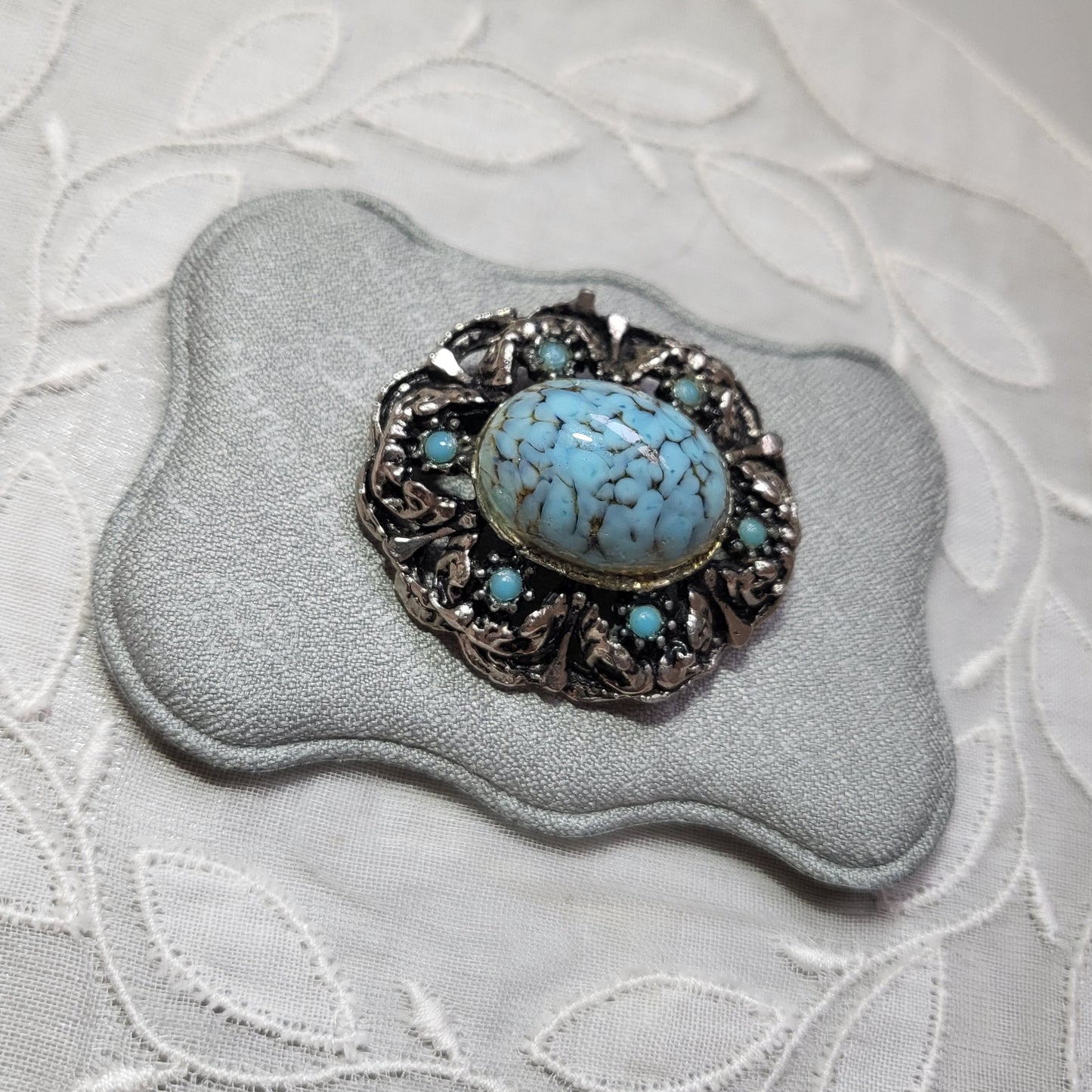 Brooch - Antiqued Silver Metal Turquoise Brooch