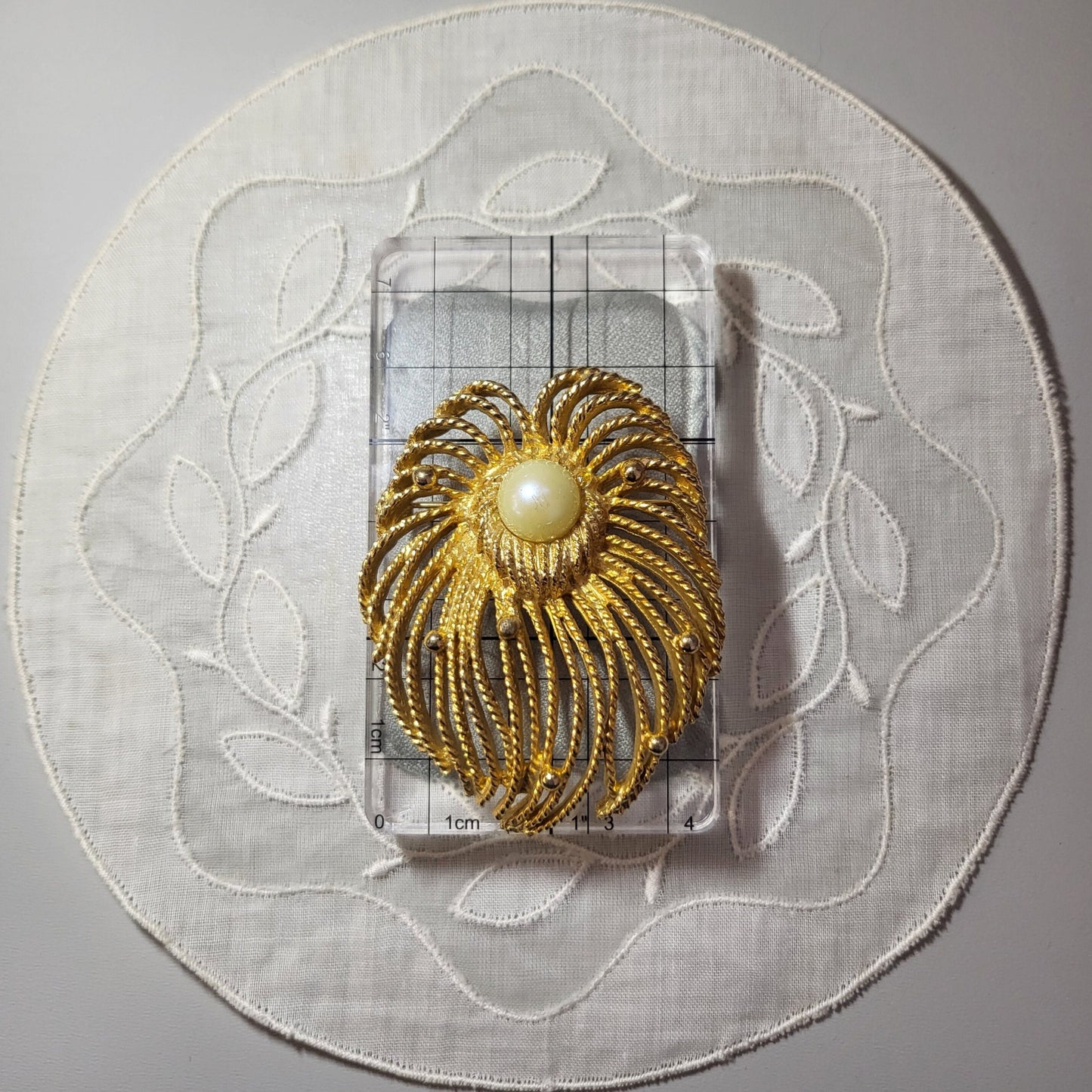 Brooch - Caroline Statement Pearl Brooch