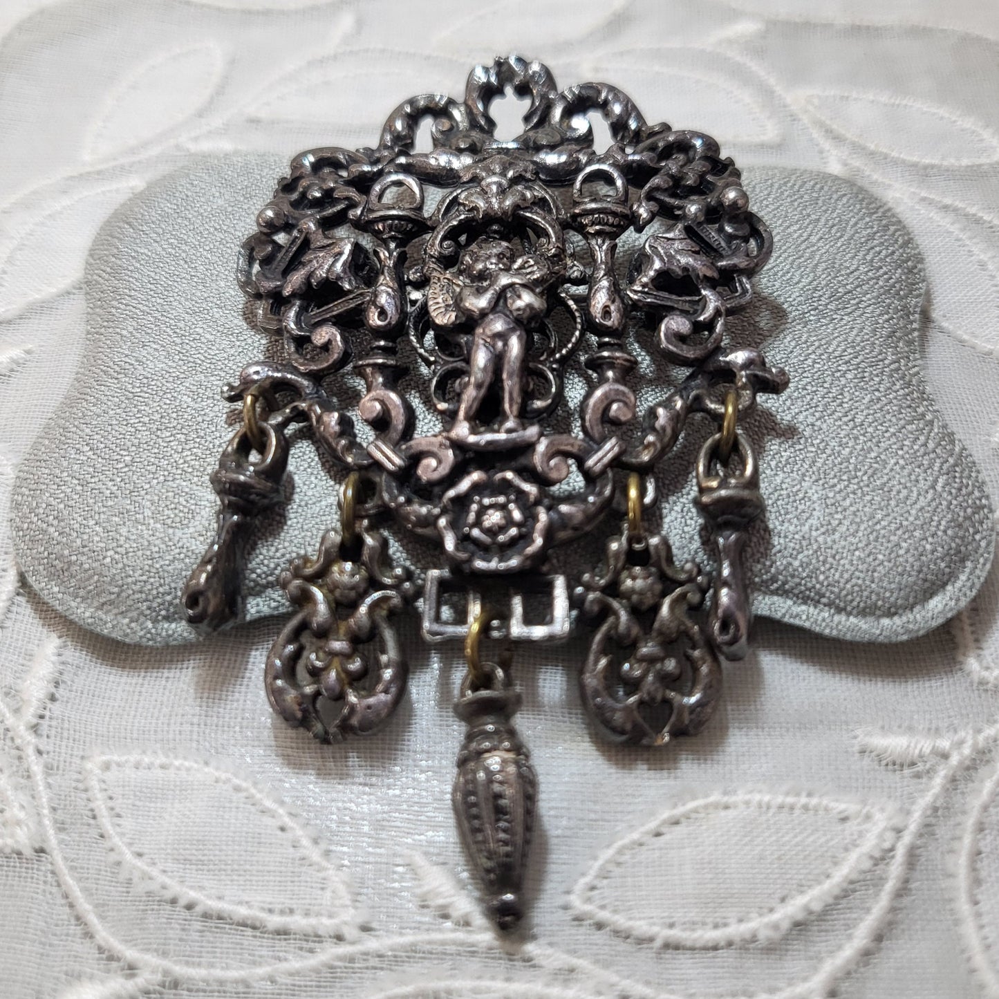 Brooch -Miracle Creation Rococo Cherub Brooch