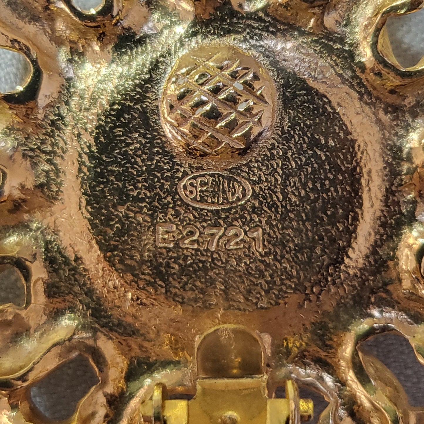 Clip on - Sphinx Statement Pearl Clip on Earrings