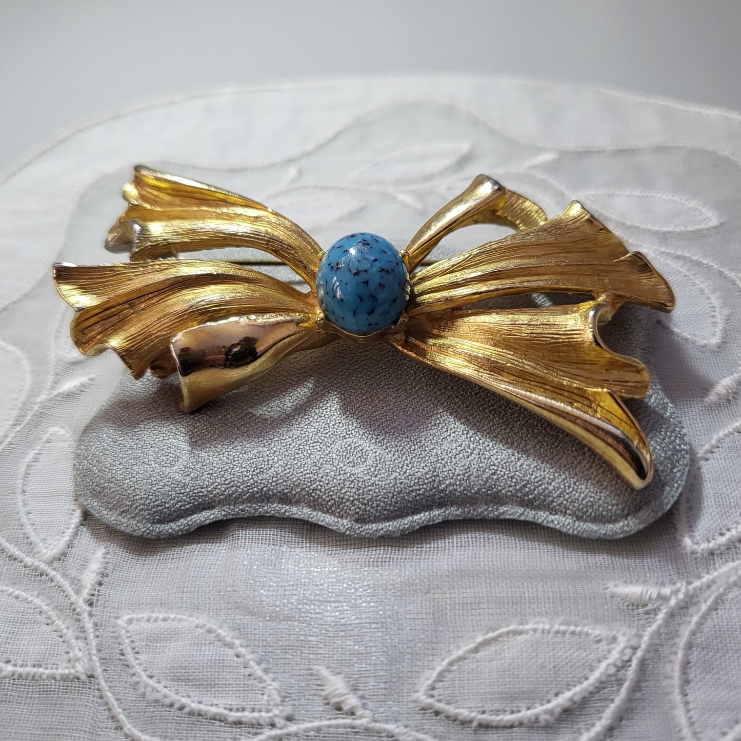 Brooch - Hollywood Turquoise Bow Brooch