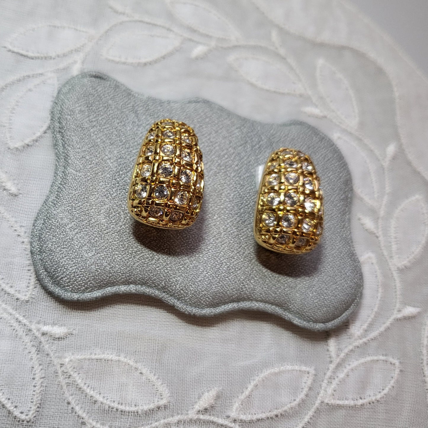 Clip on - Swarovski Crystal Cluster Clip On Earrings