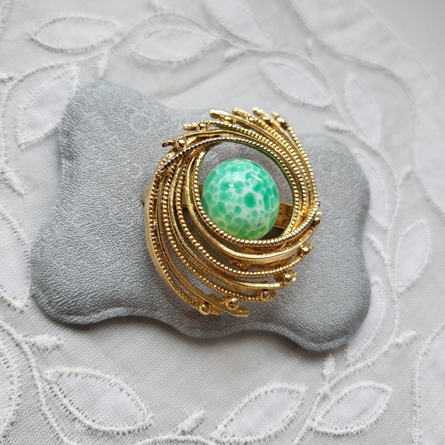Brooch - Green Peking Glass Swirl Brooch