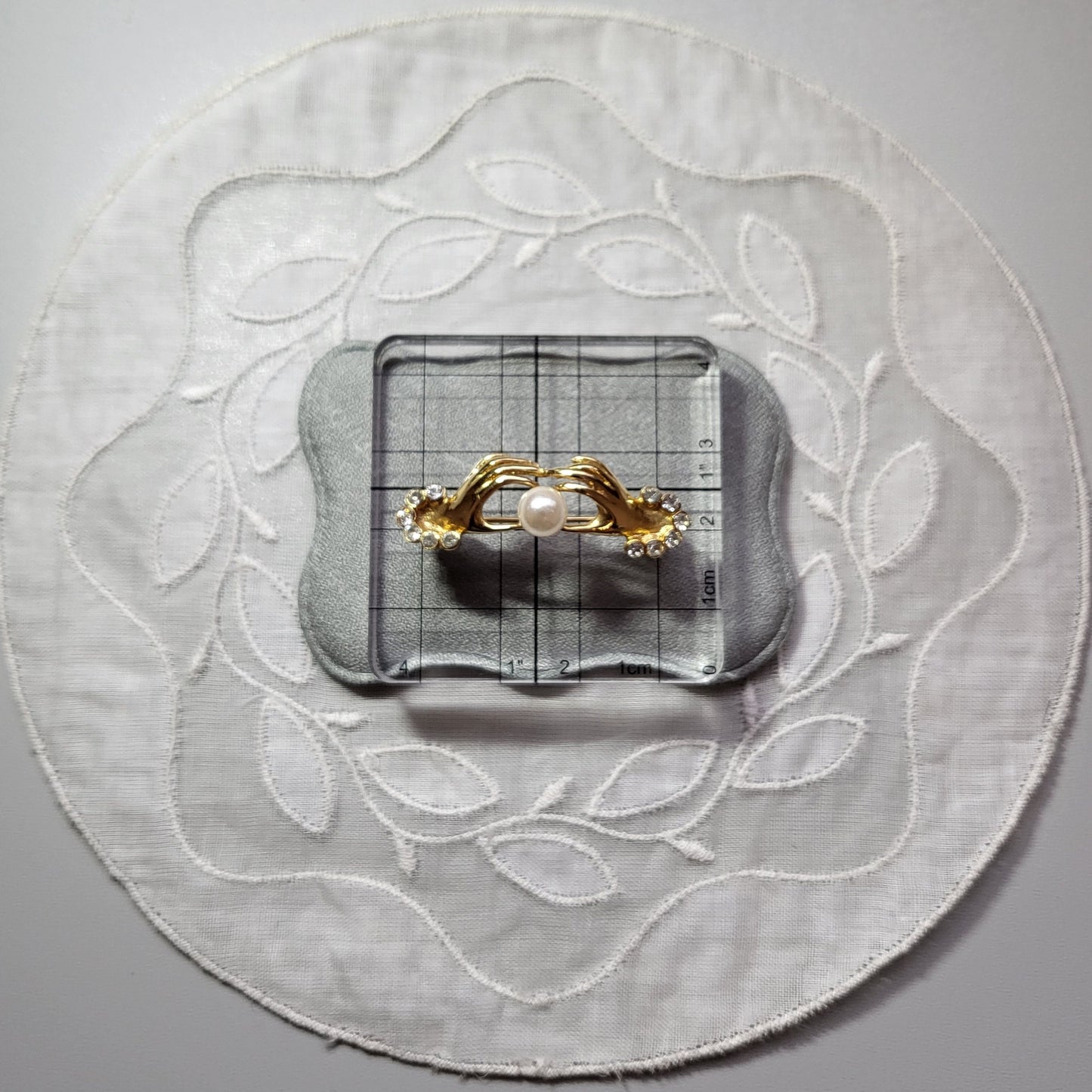 Brooch - Two Hands Holding Pearl Brooch