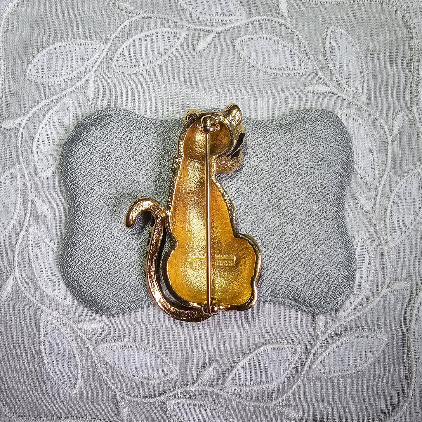 Brooch - D&#39;Orlan Green Eyed Leopard Brooch