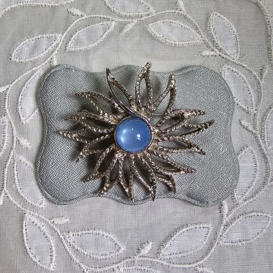 Brooch - Sarah Coventry Cornflower Blue Cabochon Flower Brooch
