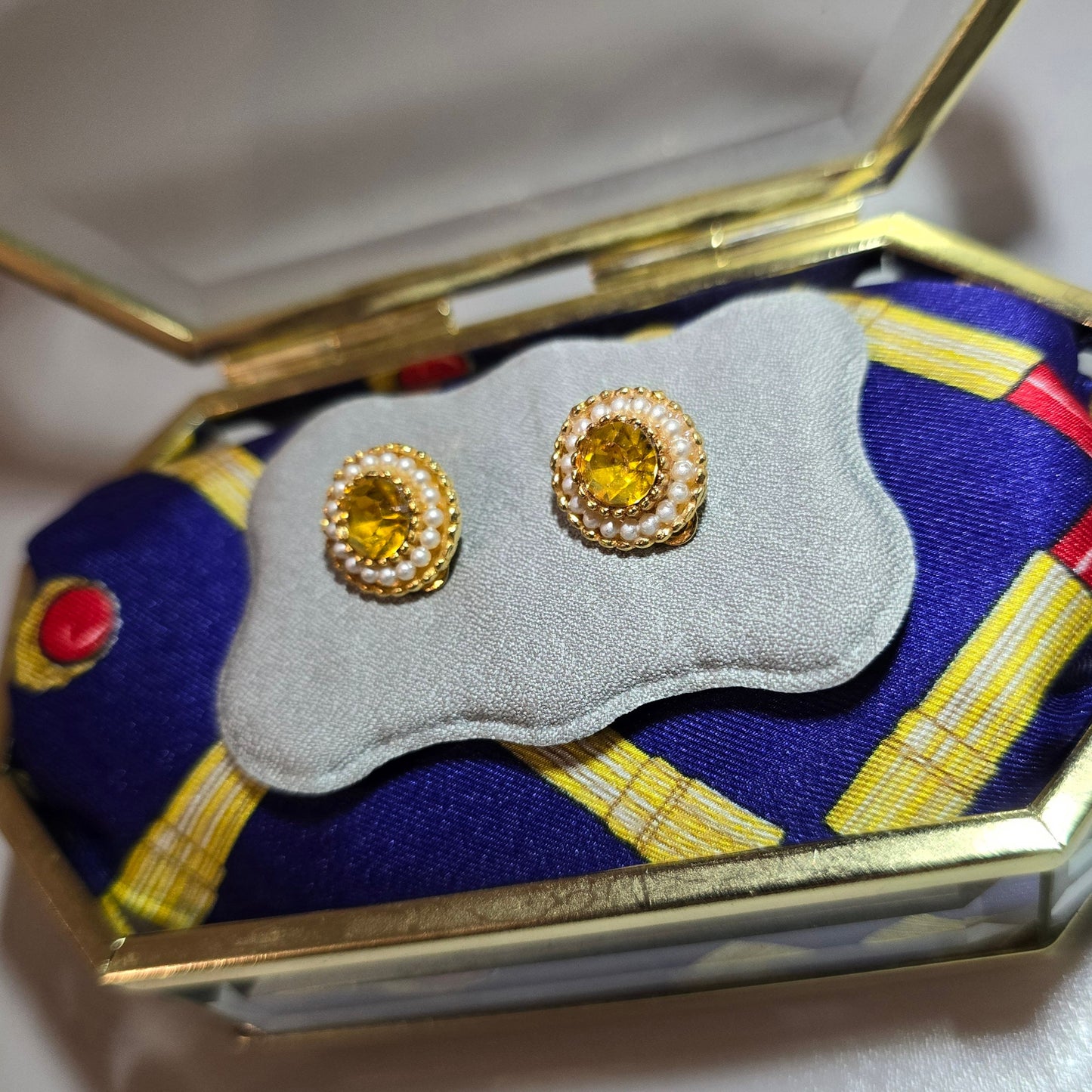 Clip on - Round Yellow Crystal Seed Pearl Clip On Earrings